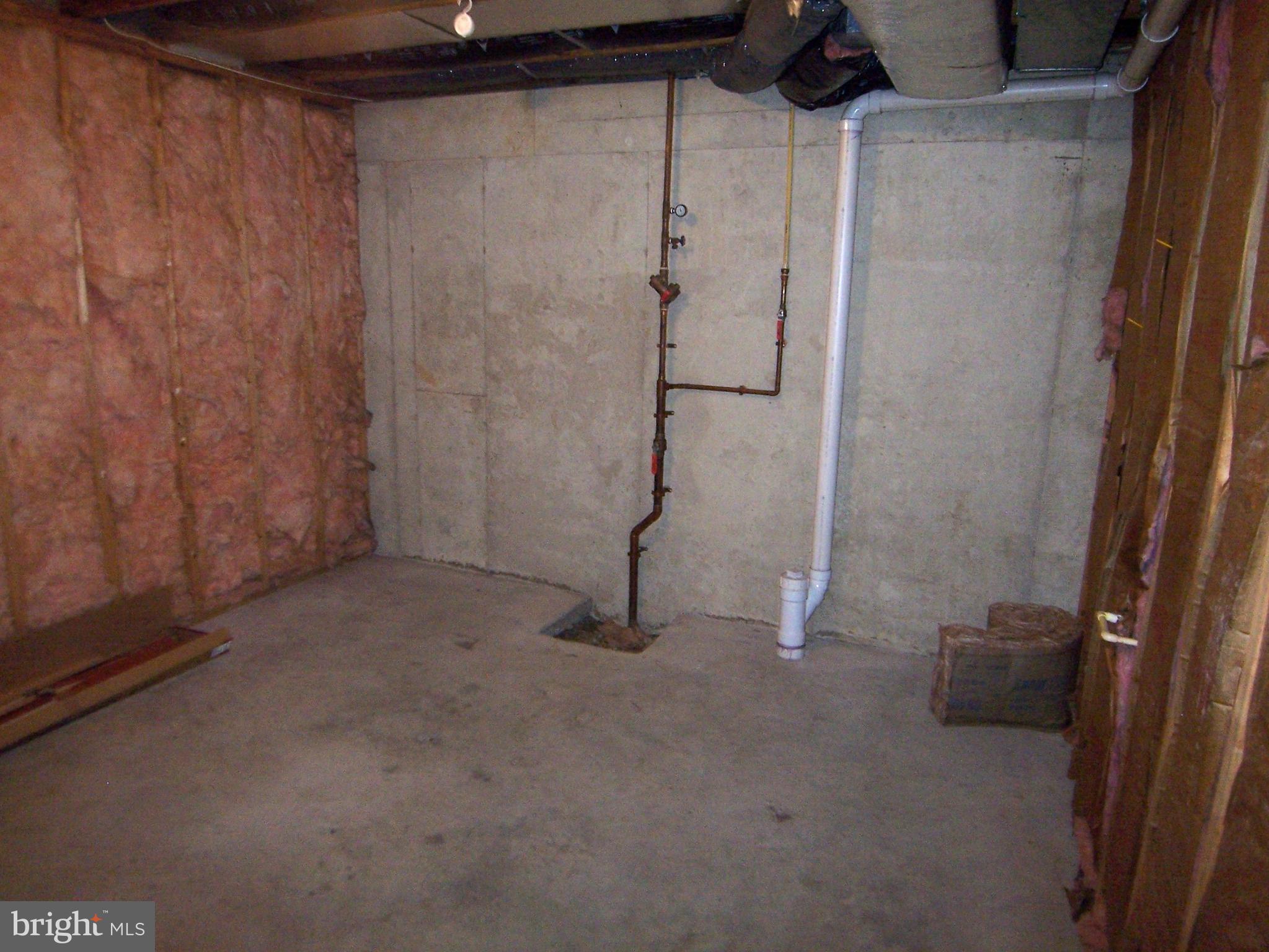 CHESAPEAKE CLUB - Residential Lease