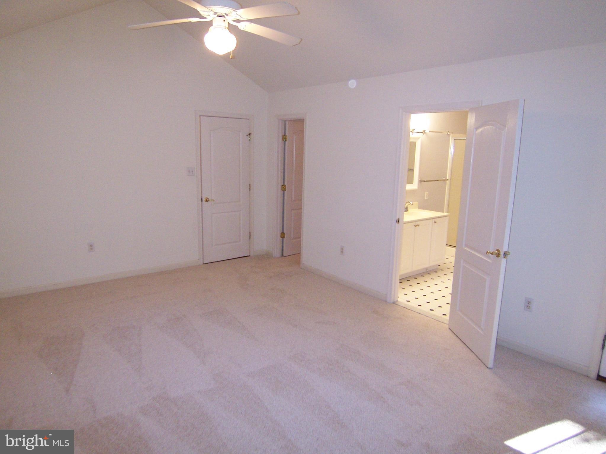 CHESAPEAKE CLUB - Residential Lease