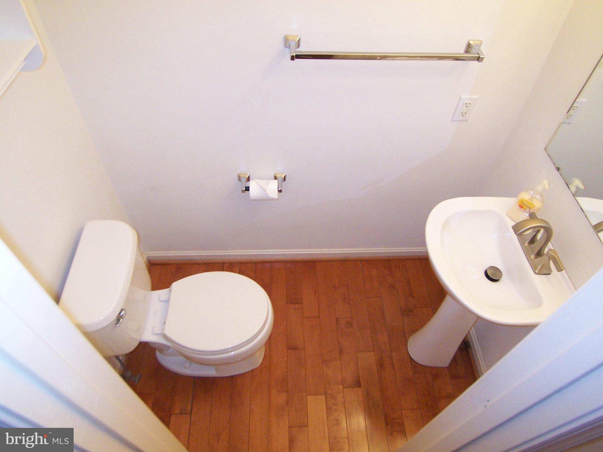 CHESAPEAKE CLUB - Residential Lease