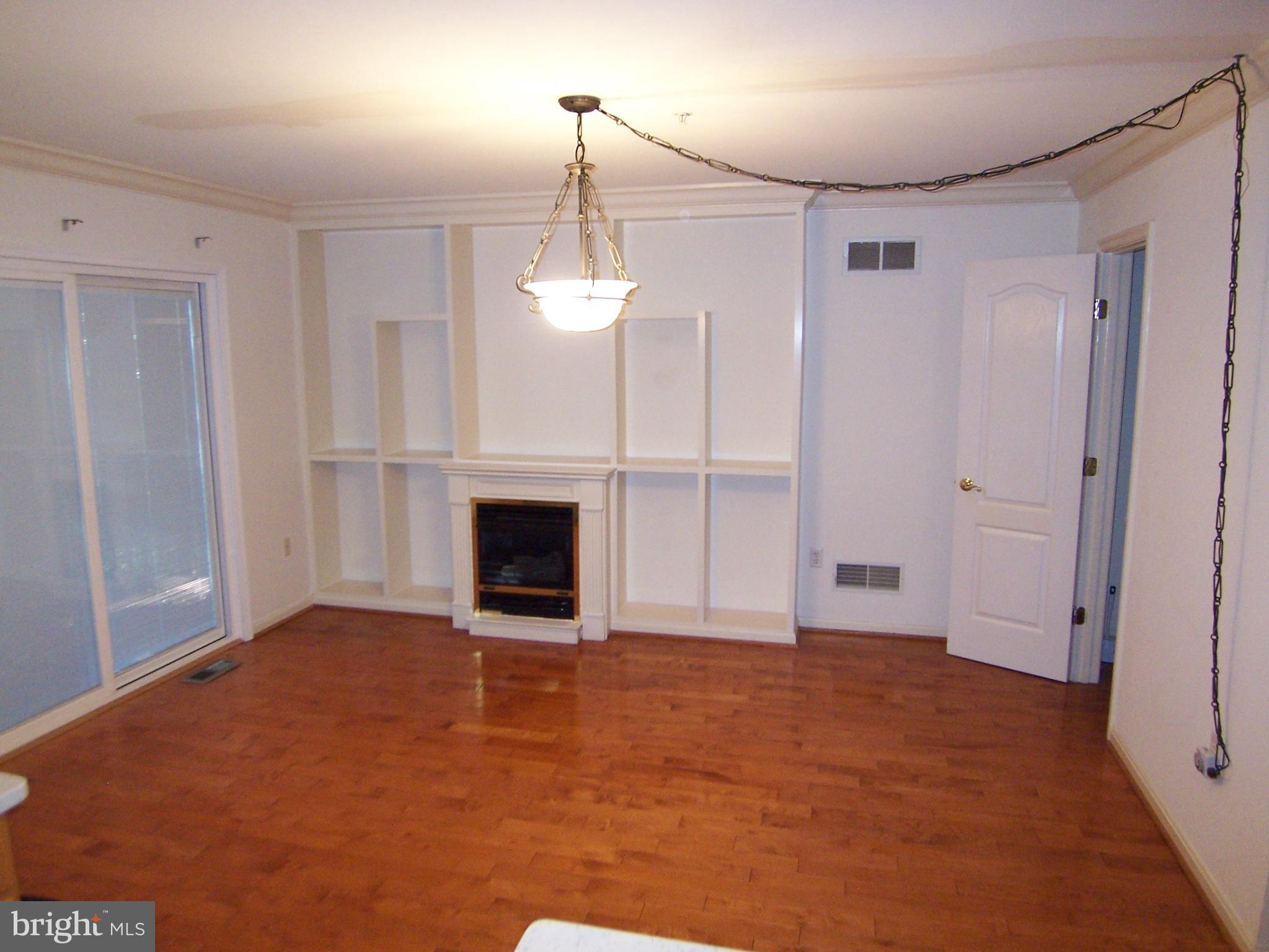 CHESAPEAKE CLUB - Residential Lease