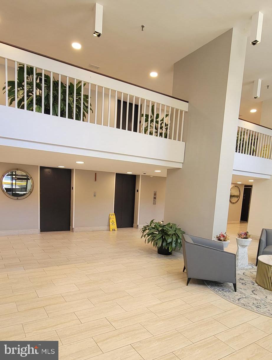 2311 PIMMIT DRIVE 601