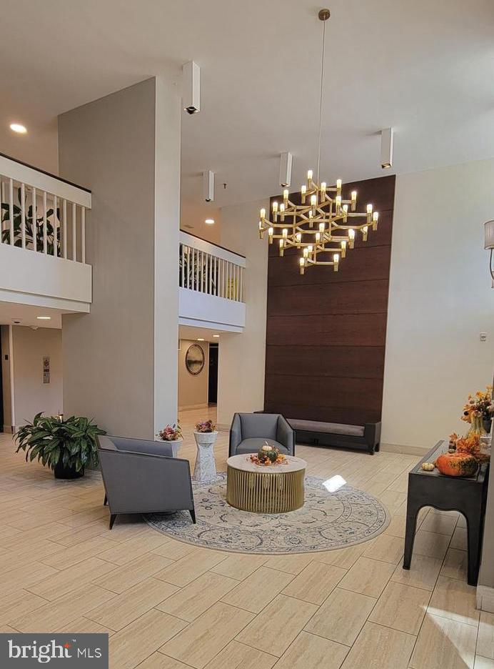 2311 PIMMIT DRIVE 601