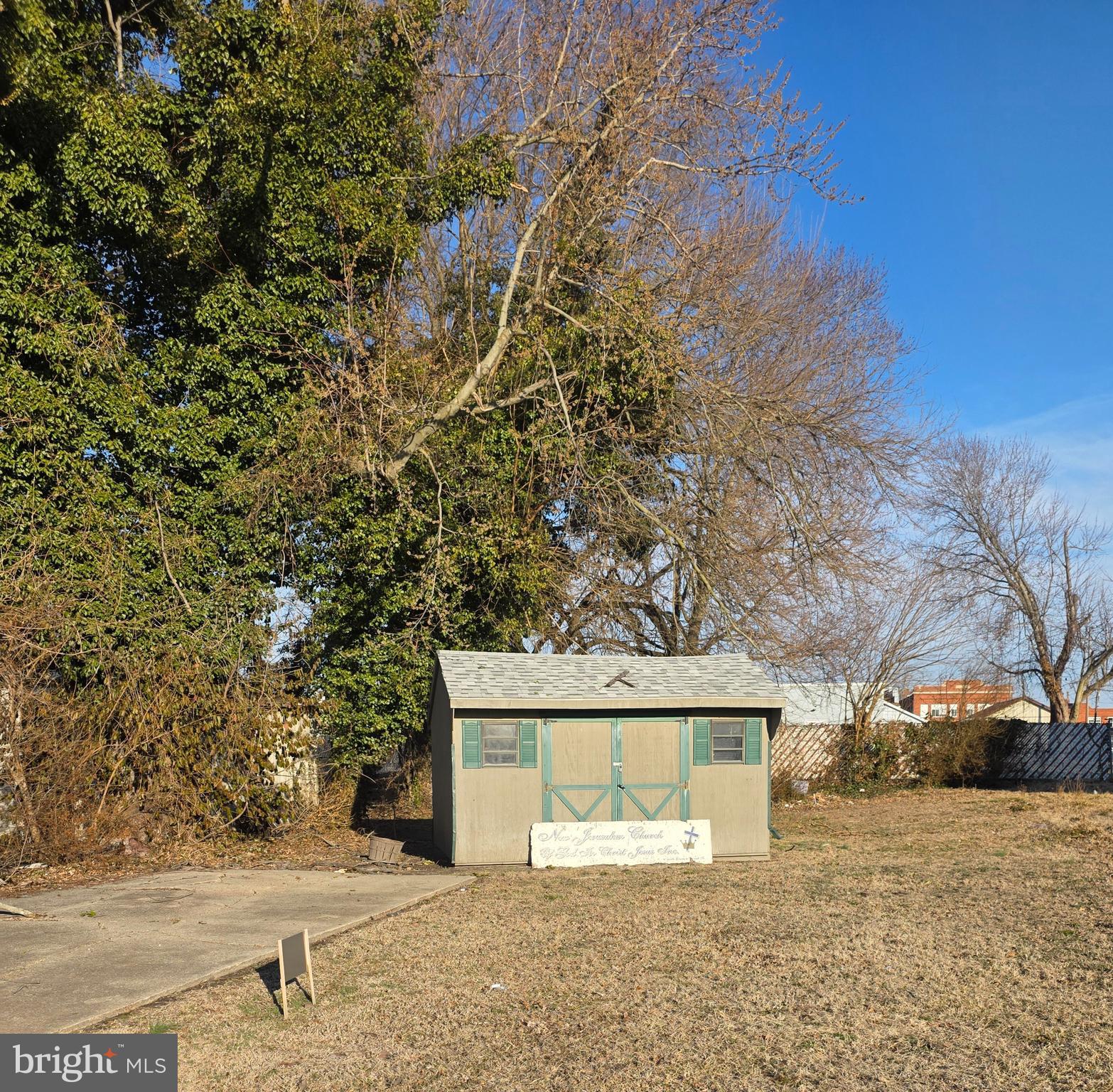 NEIGHBORHOOD - Residential