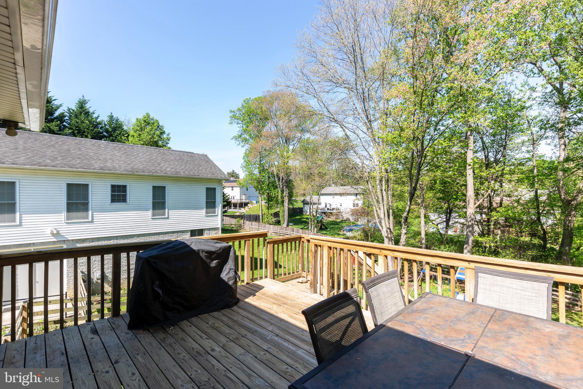 FREEDOM FOREST - Residential