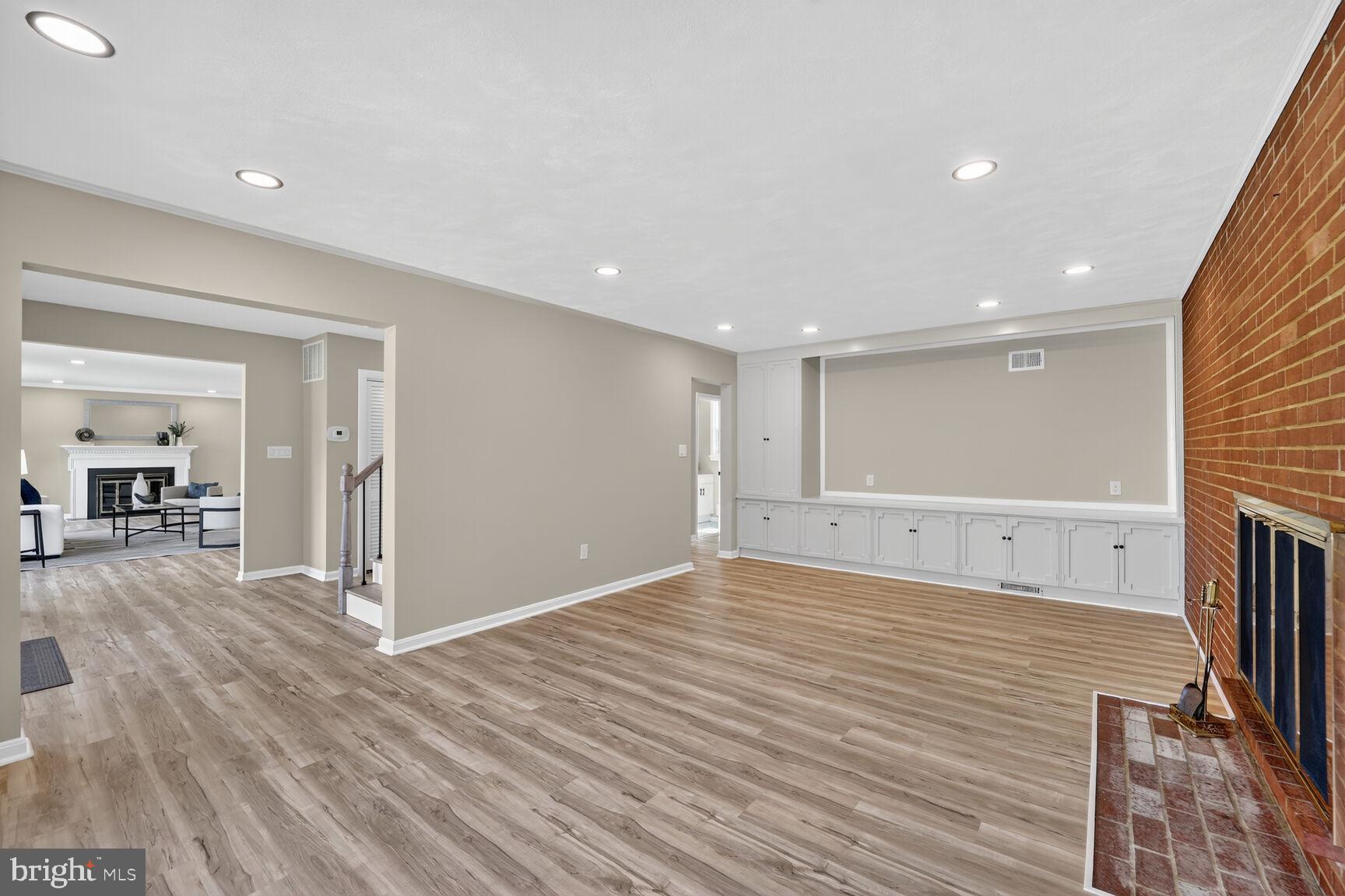 STERLING - Residential