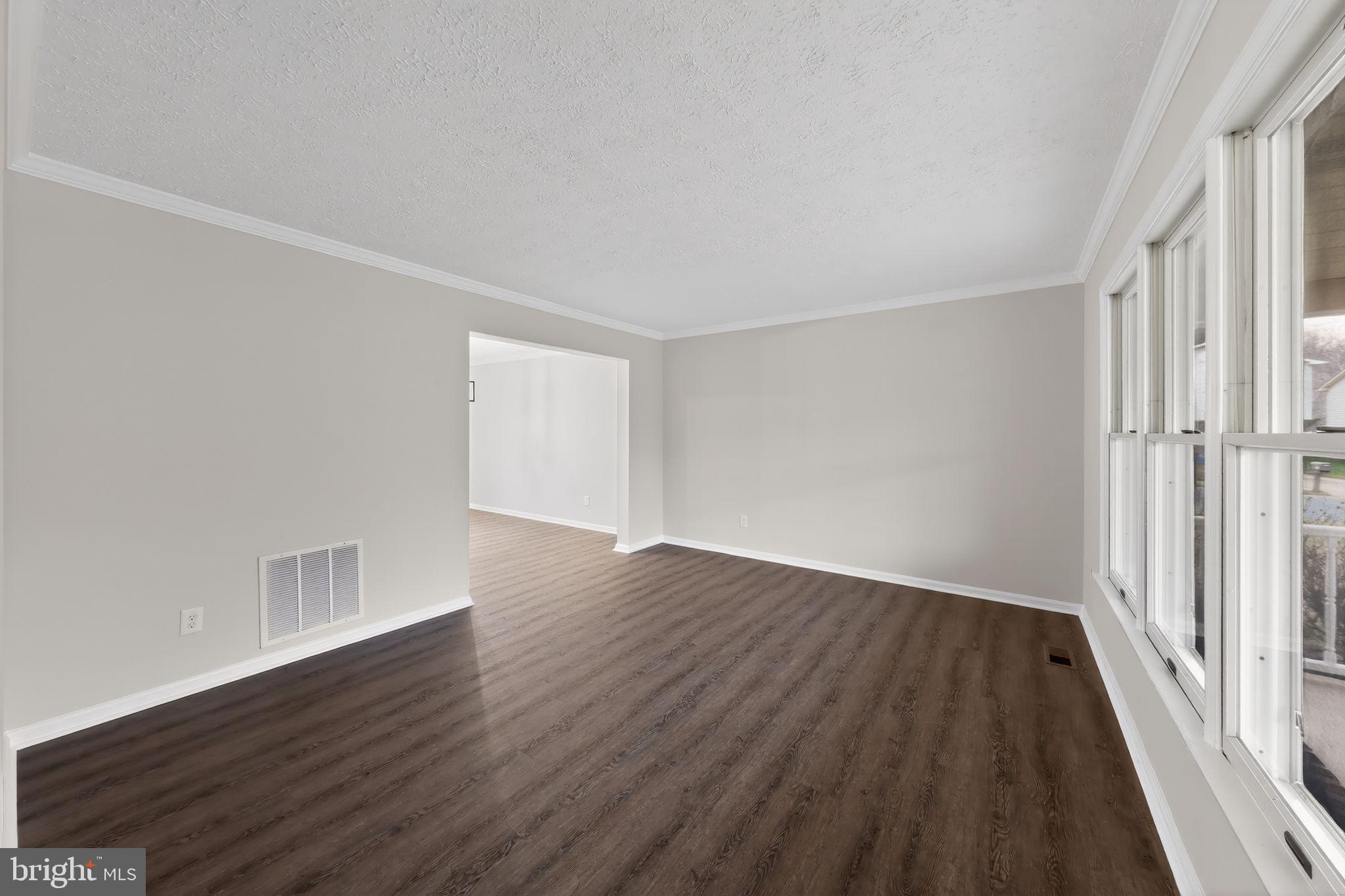 BAYVIEW ESTATES - Residential