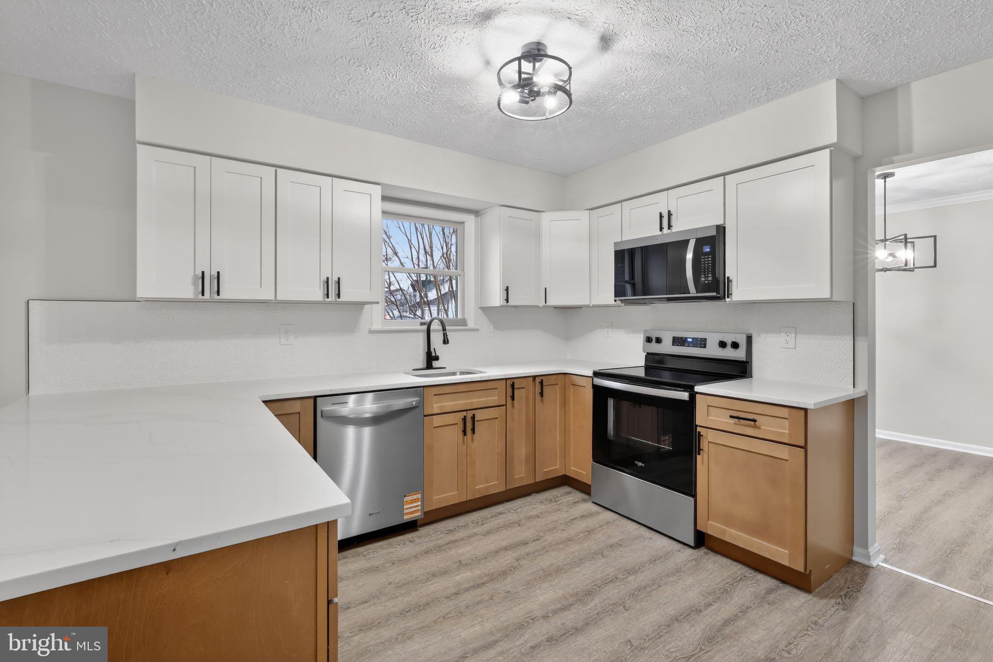 BAYVIEW ESTATES - Residential