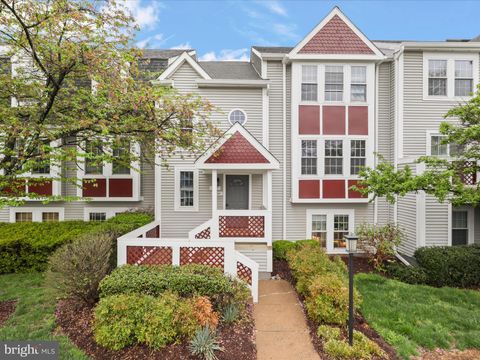 12945 GRAYS POINTE ROAD 12945C FAIRFAX VA 22033