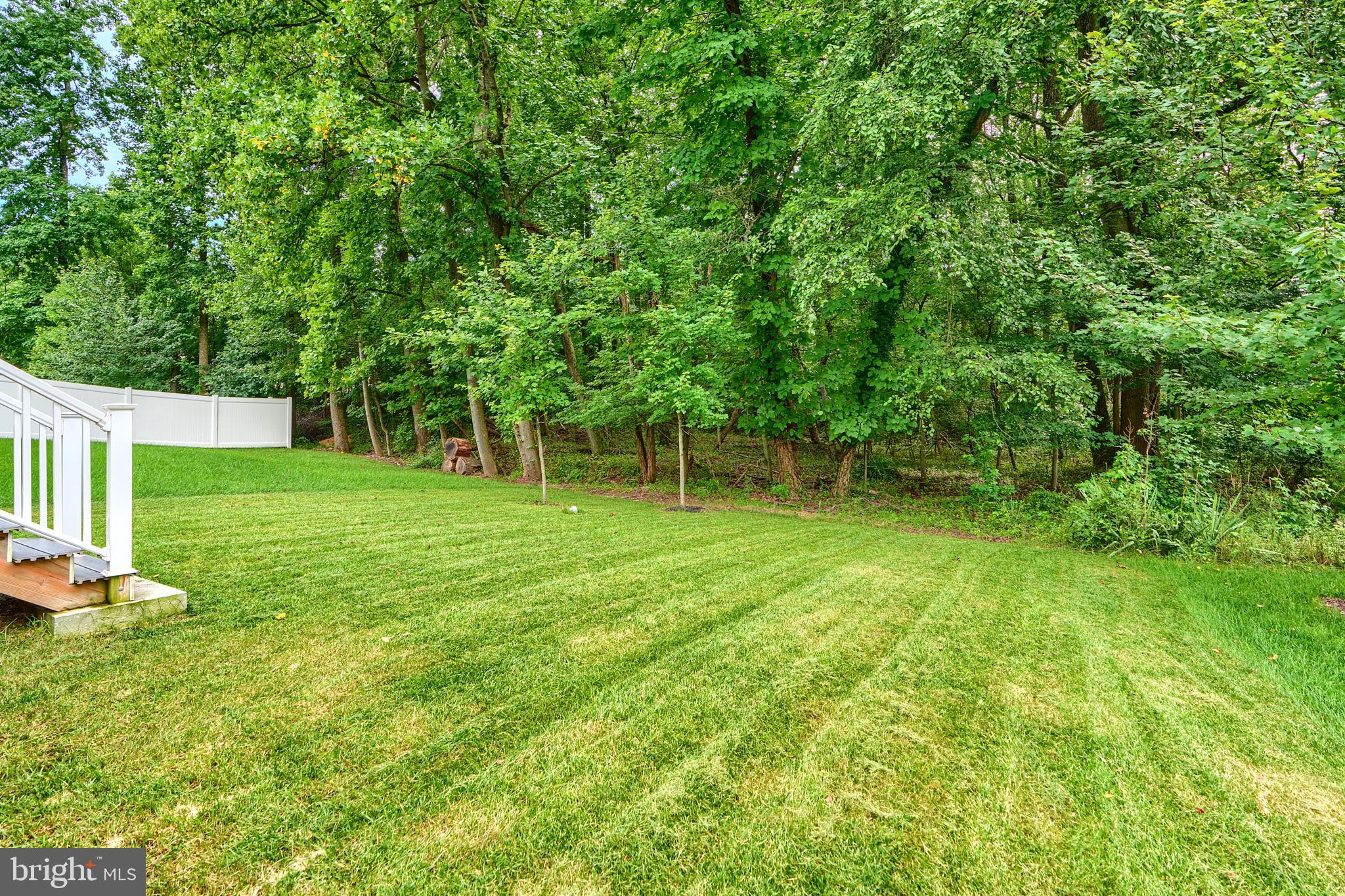 FIELDSTONE MANOR CONDO - Residential