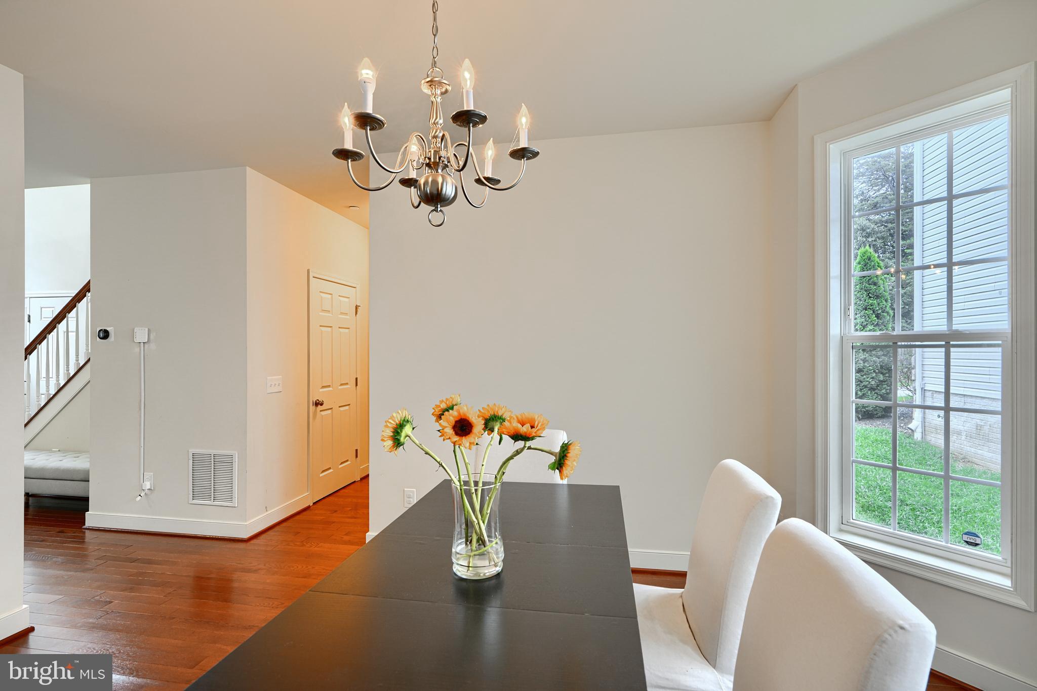 FIELDSTONE MANOR CONDO - Residential