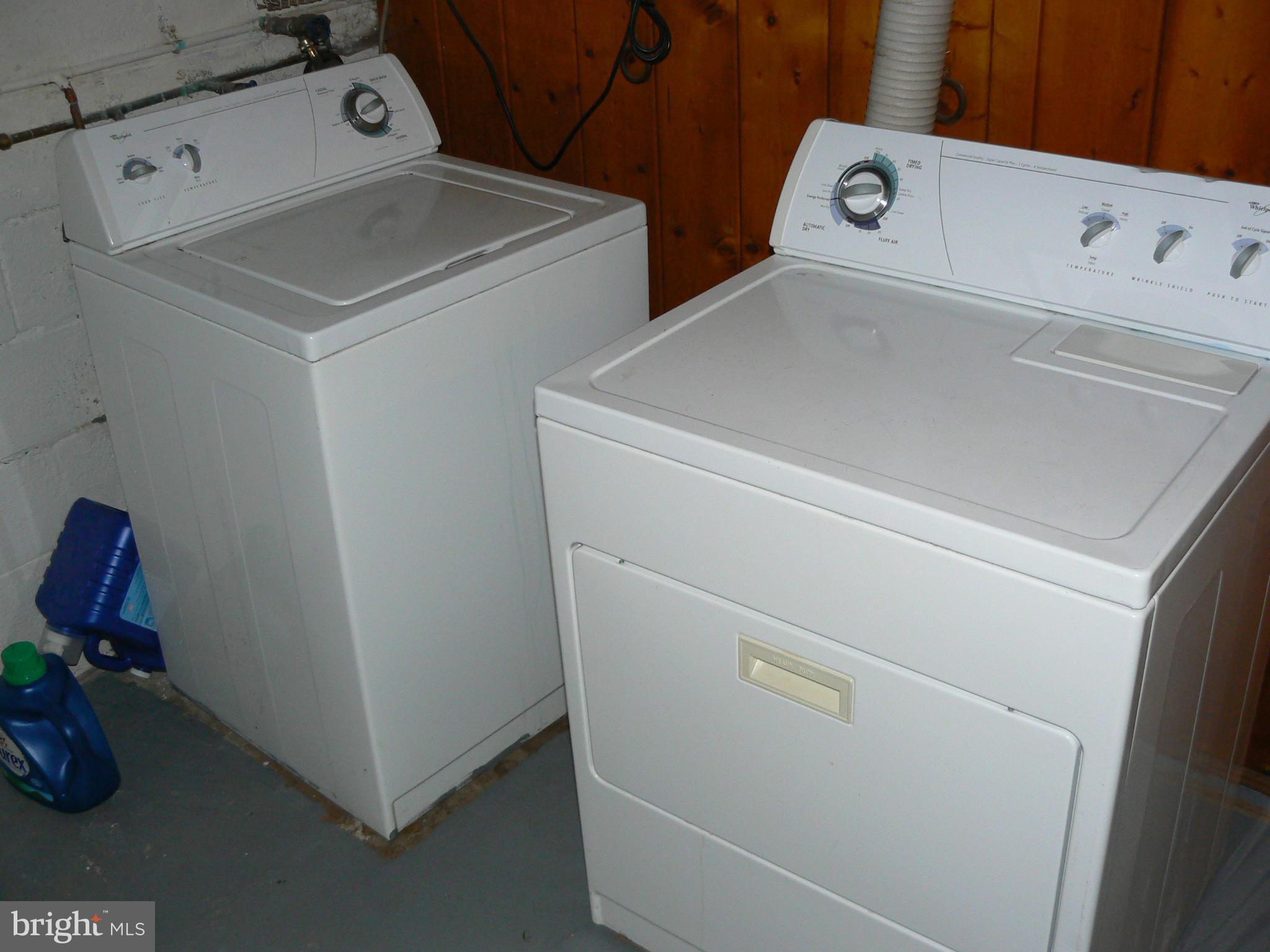 HIGH RIDGE PARK - Residential