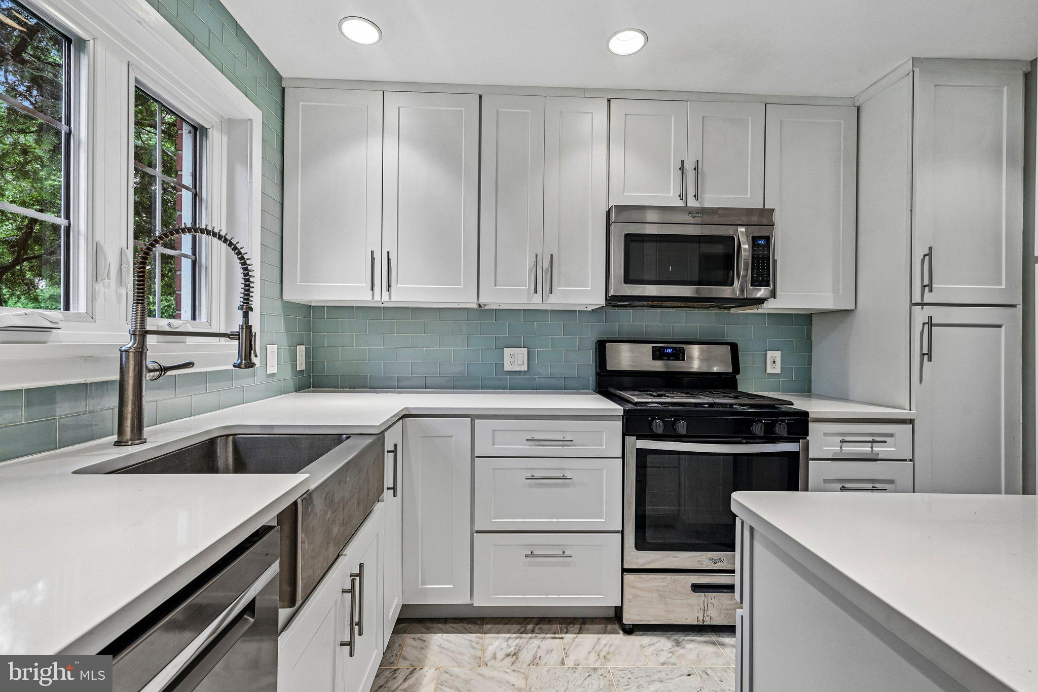 3527 MARTHA CUSTIS DRIVE