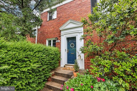 3527 MARTHA CUSTIS DRIVE ALEXANDRIA VA 22302