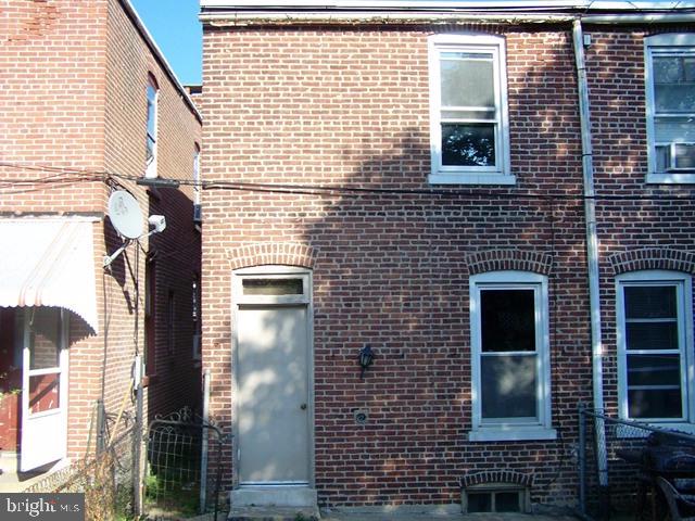LANCASTER - Residential