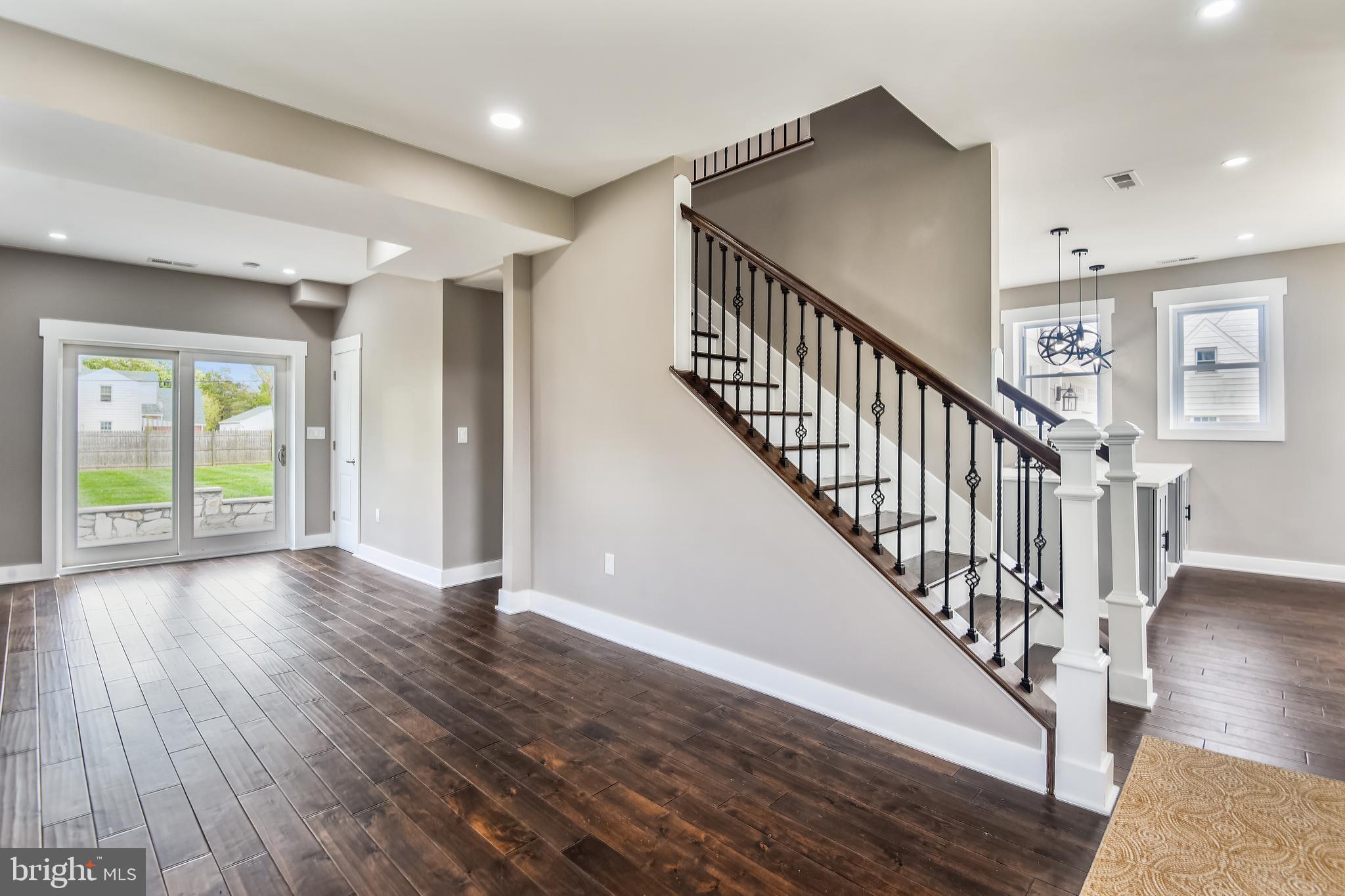 FRANCONIA - Residential