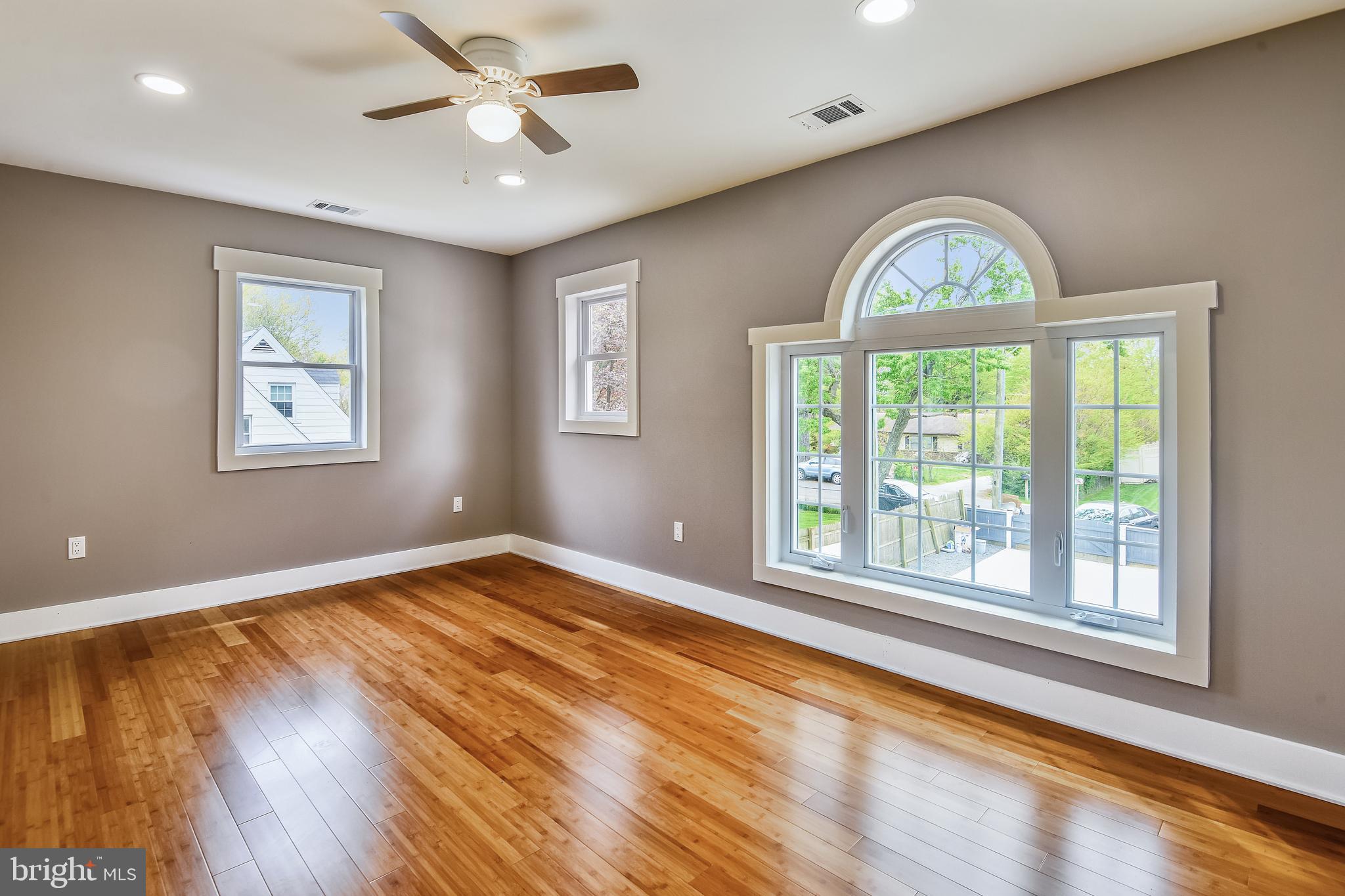 FRANCONIA - Residential