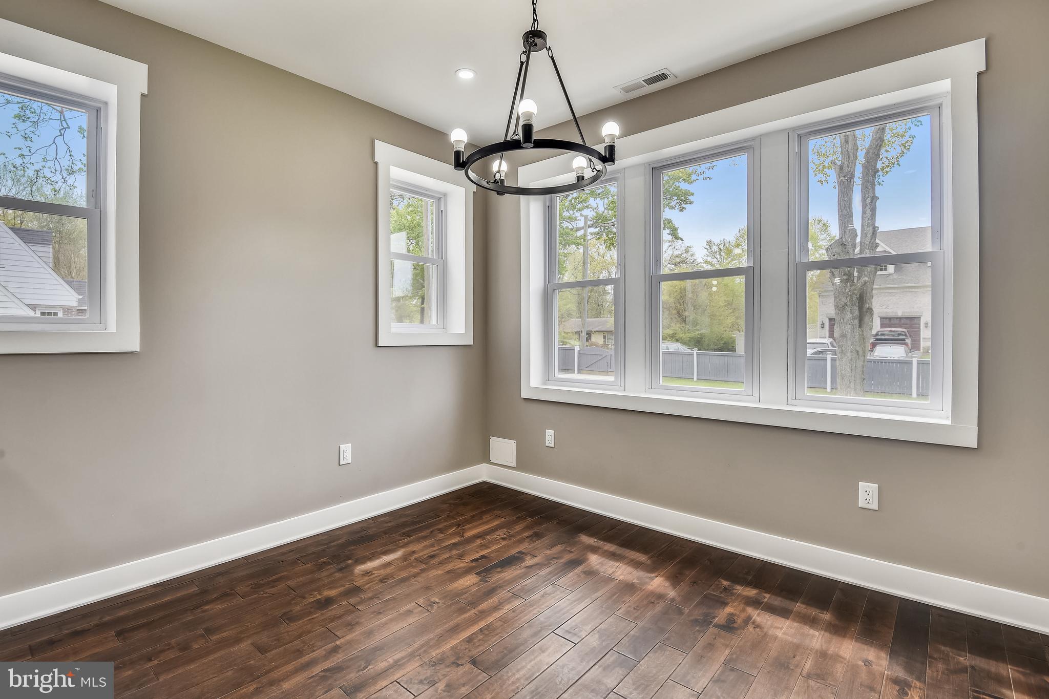 FRANCONIA - Residential