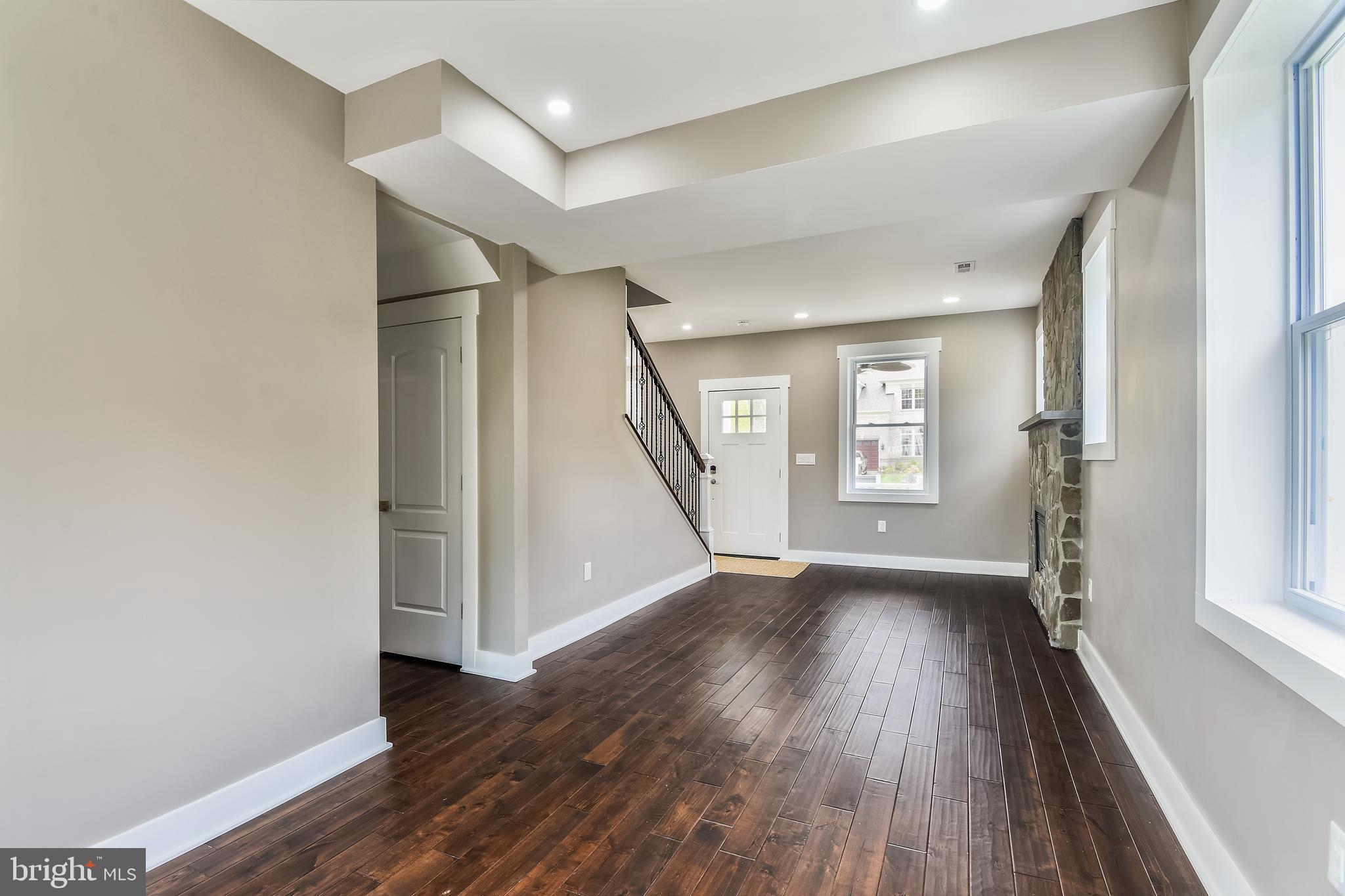 FRANCONIA - Residential