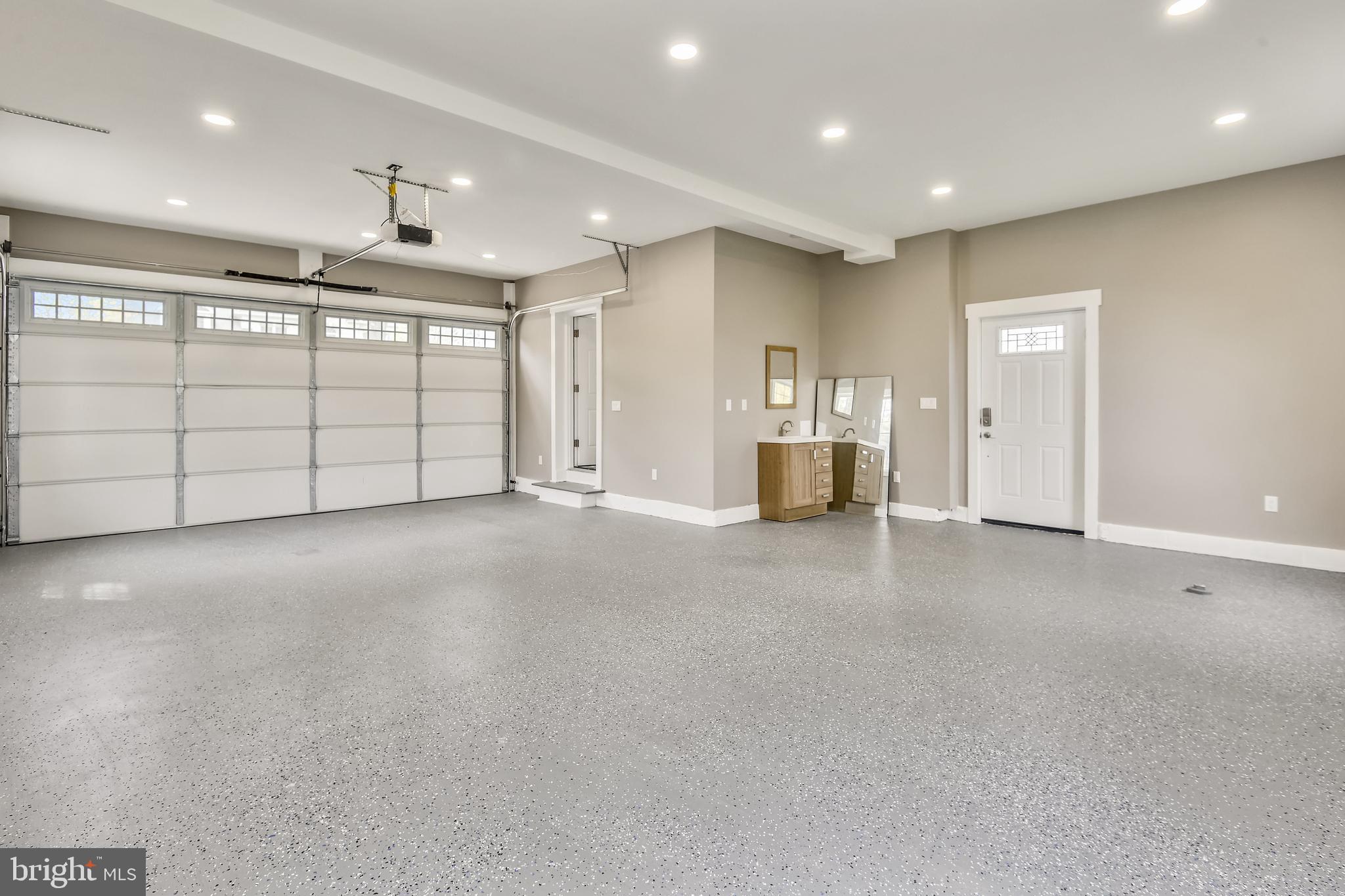 FRANCONIA - Residential