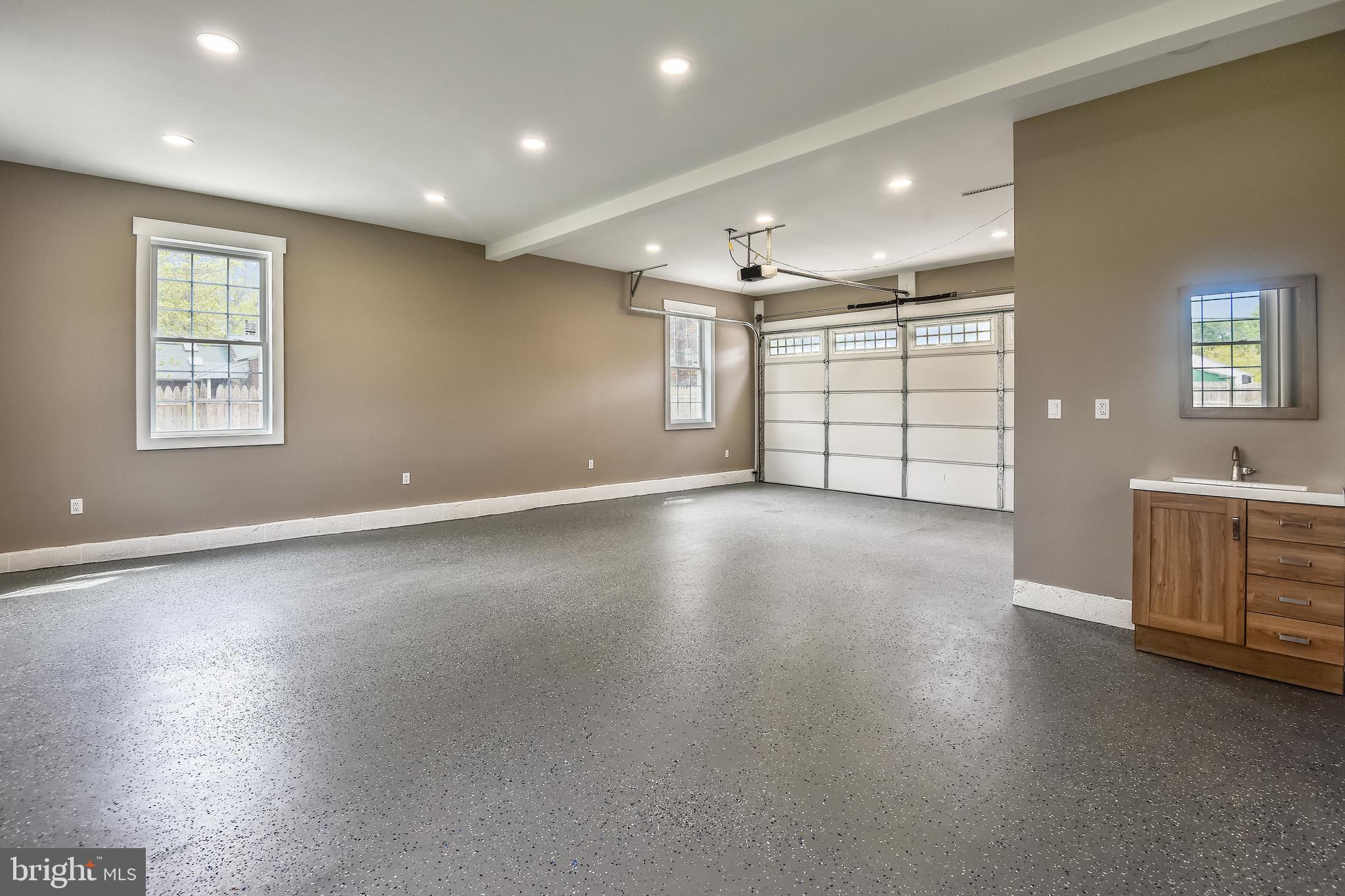 FRANCONIA - Residential