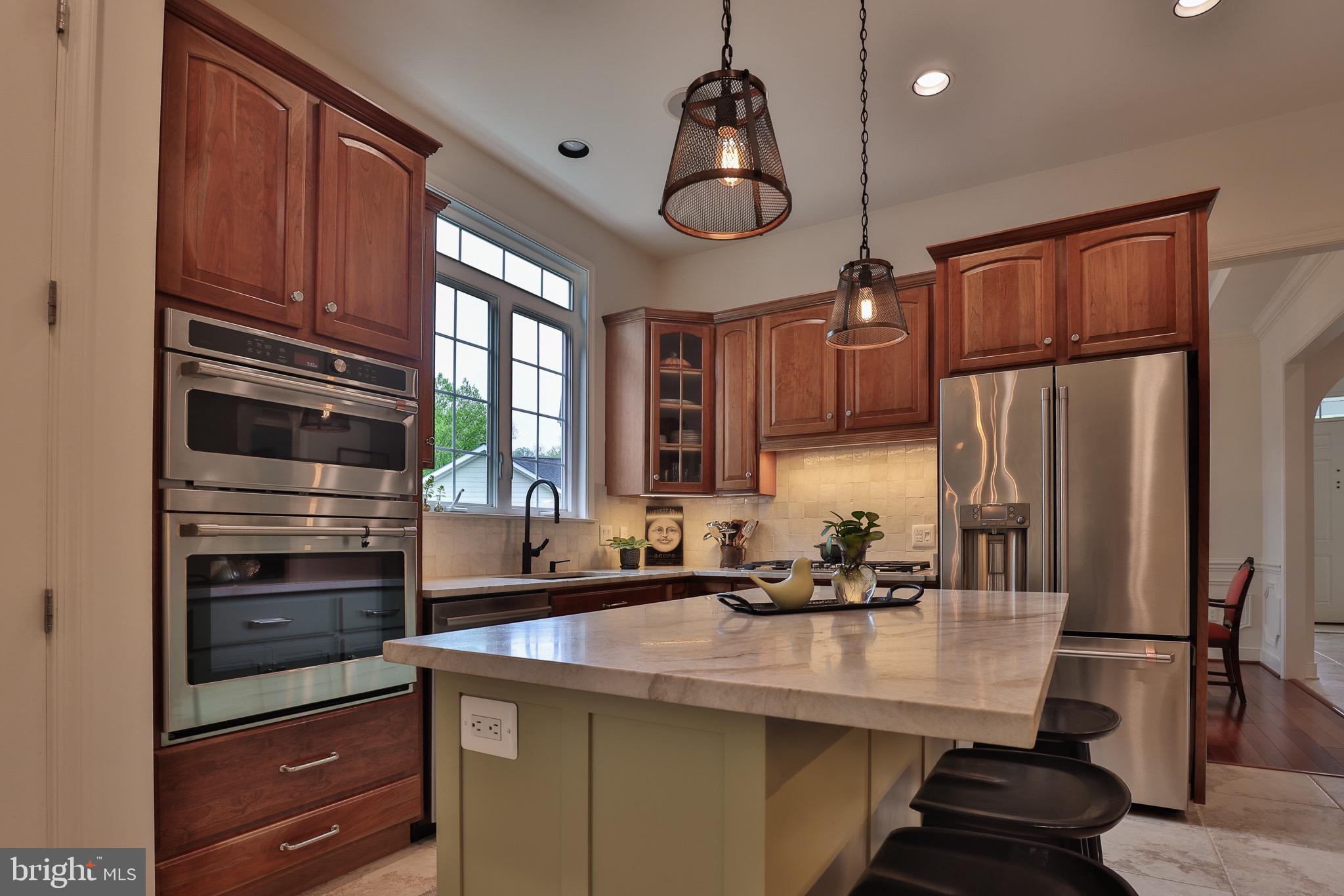 NORTH ROLAND PARK - Residential