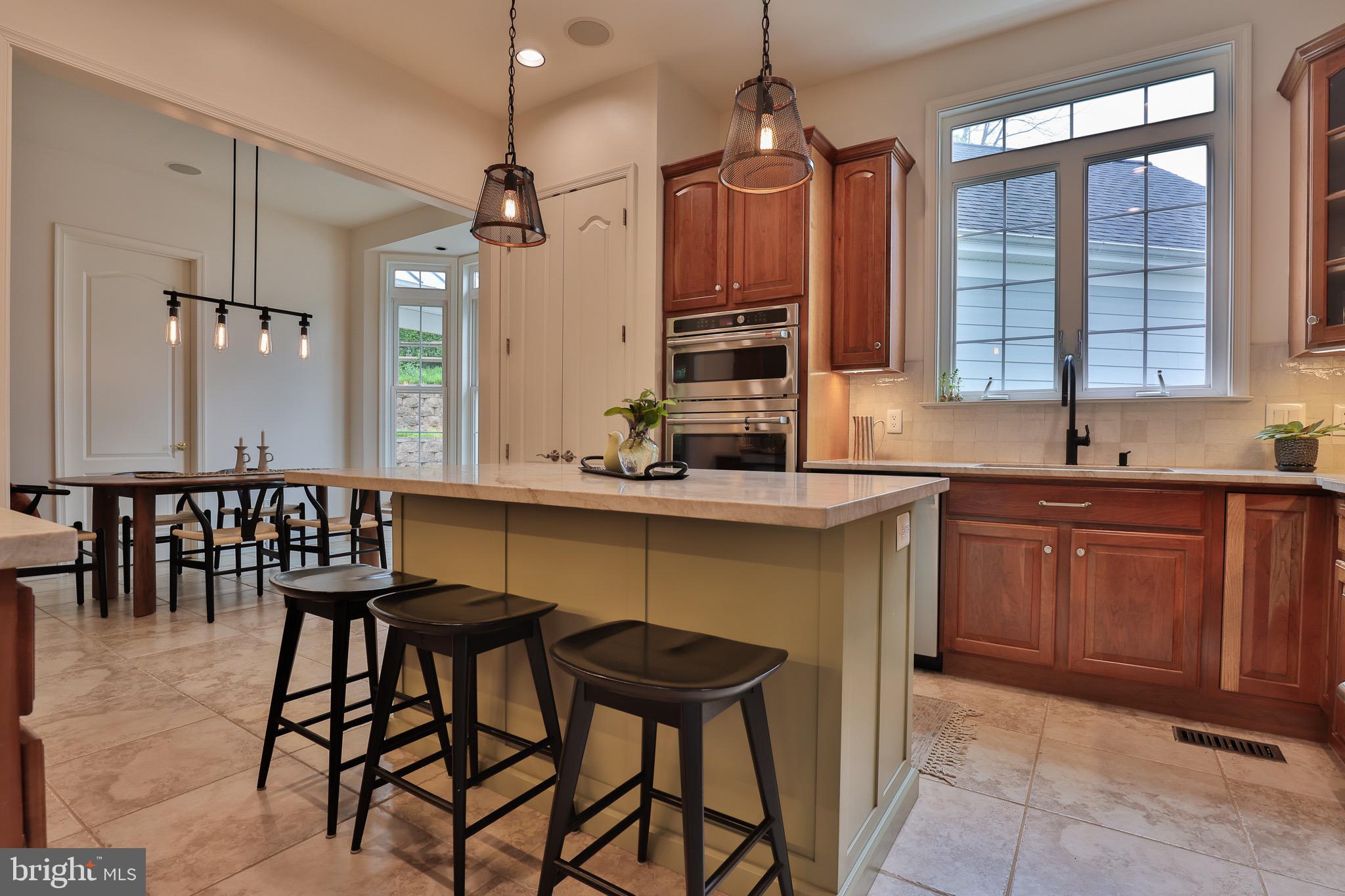 NORTH ROLAND PARK - Residential
