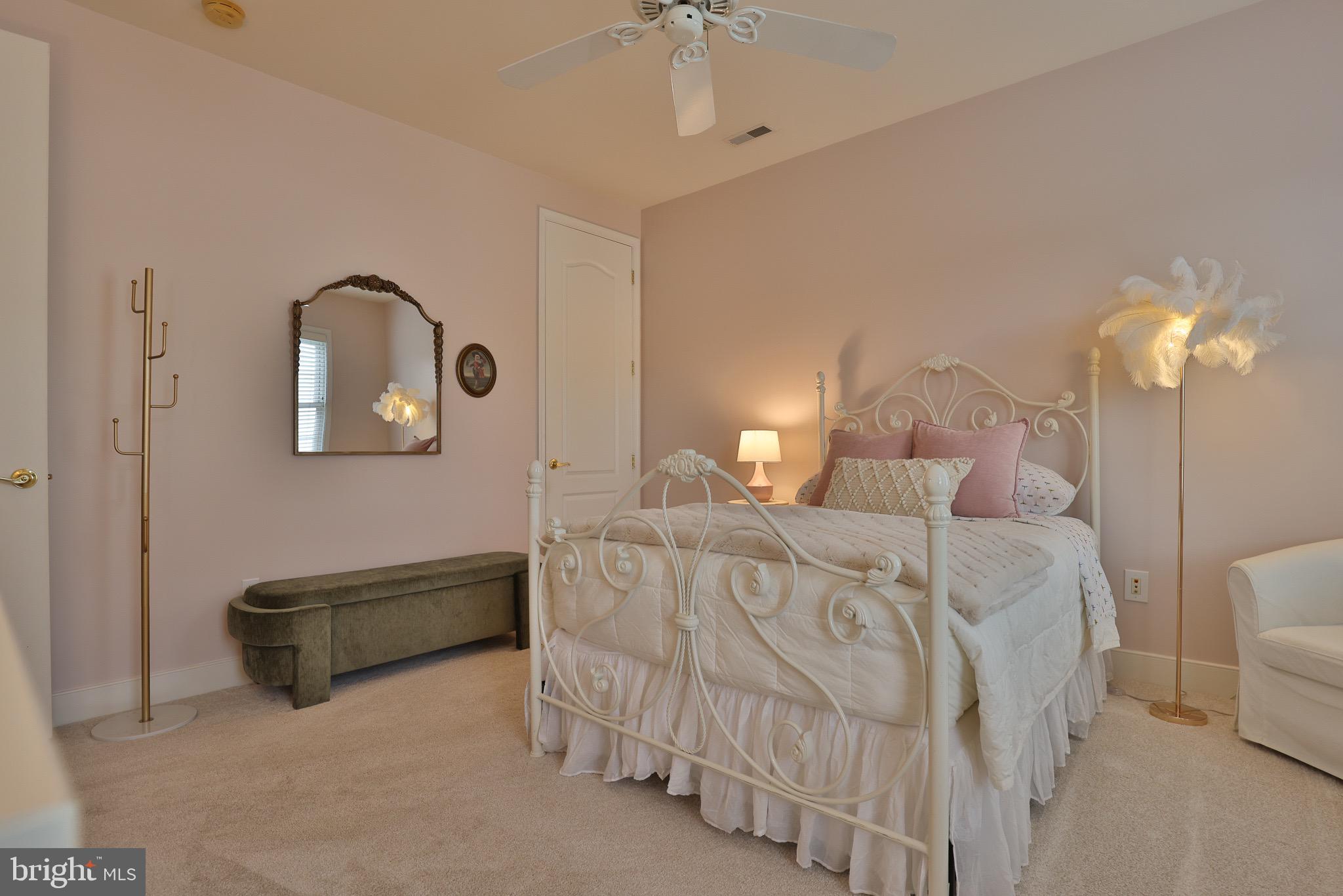 NORTH ROLAND PARK - Residential