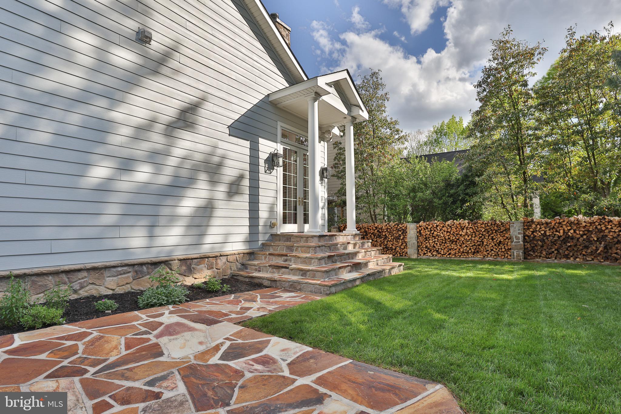 1114 WASHINGTONVILLE DRIVE