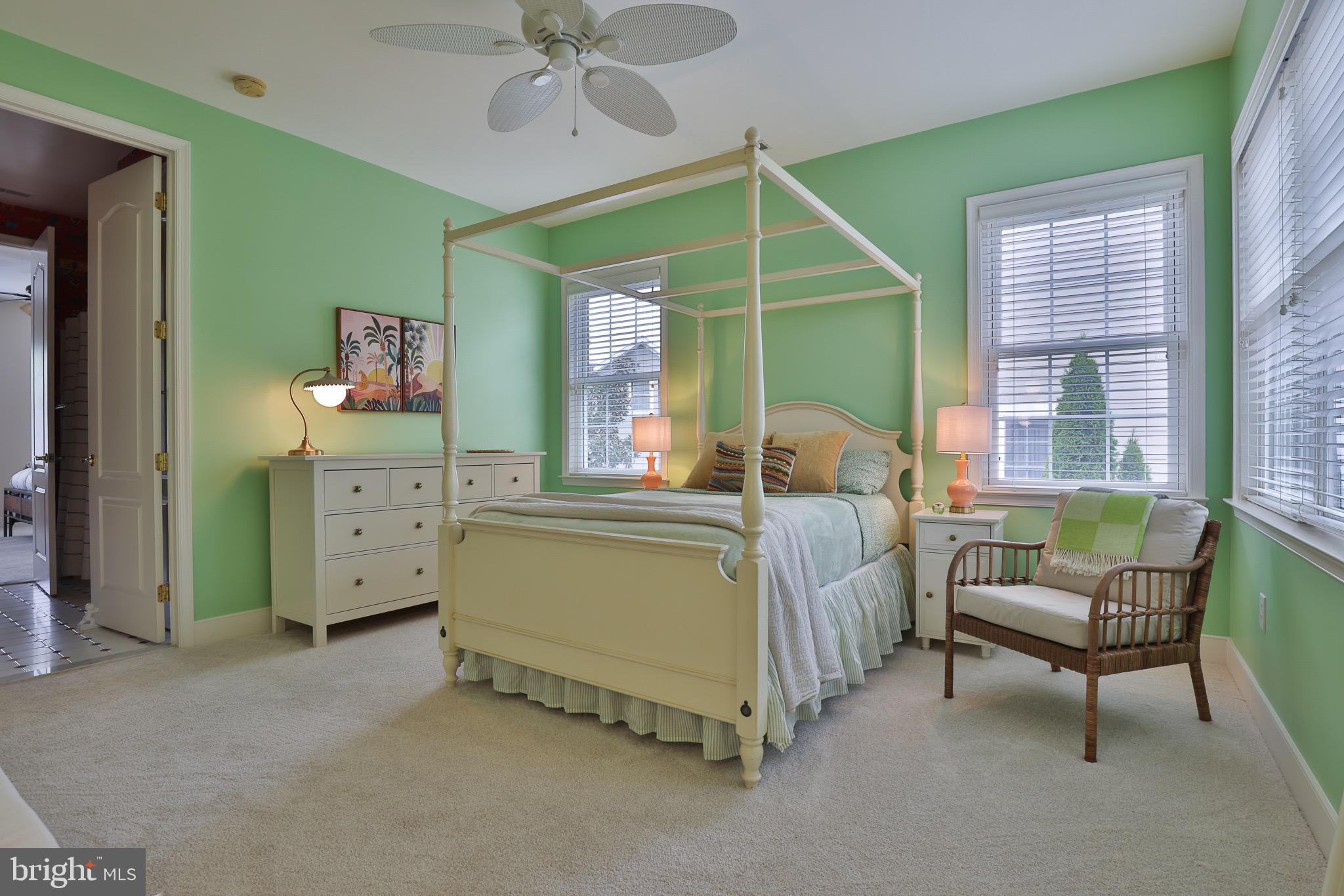 NORTH ROLAND PARK - Residential