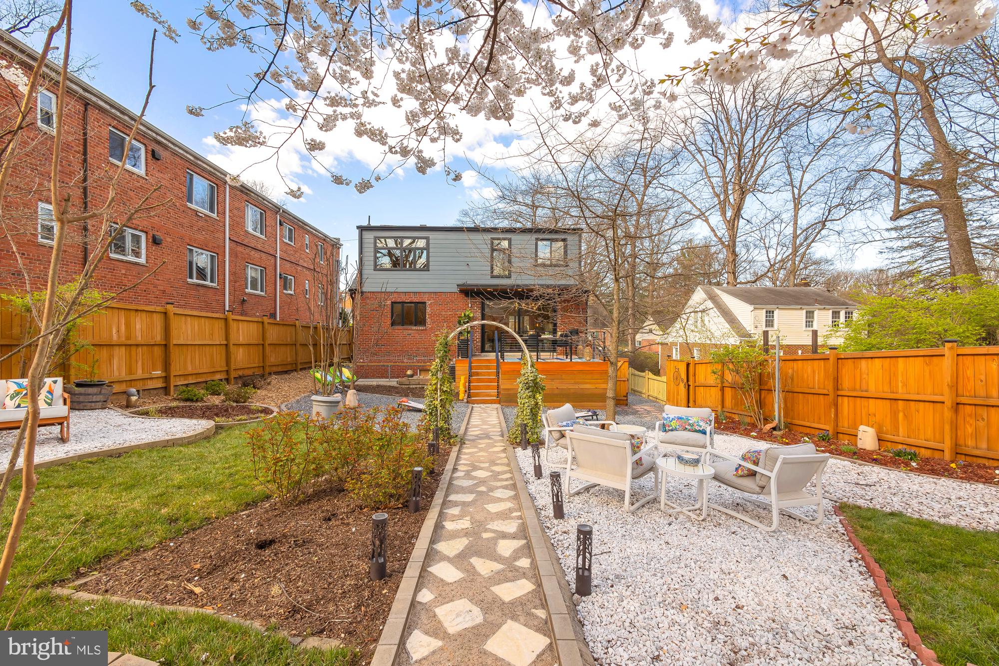 TAKOMA PARK - Residential