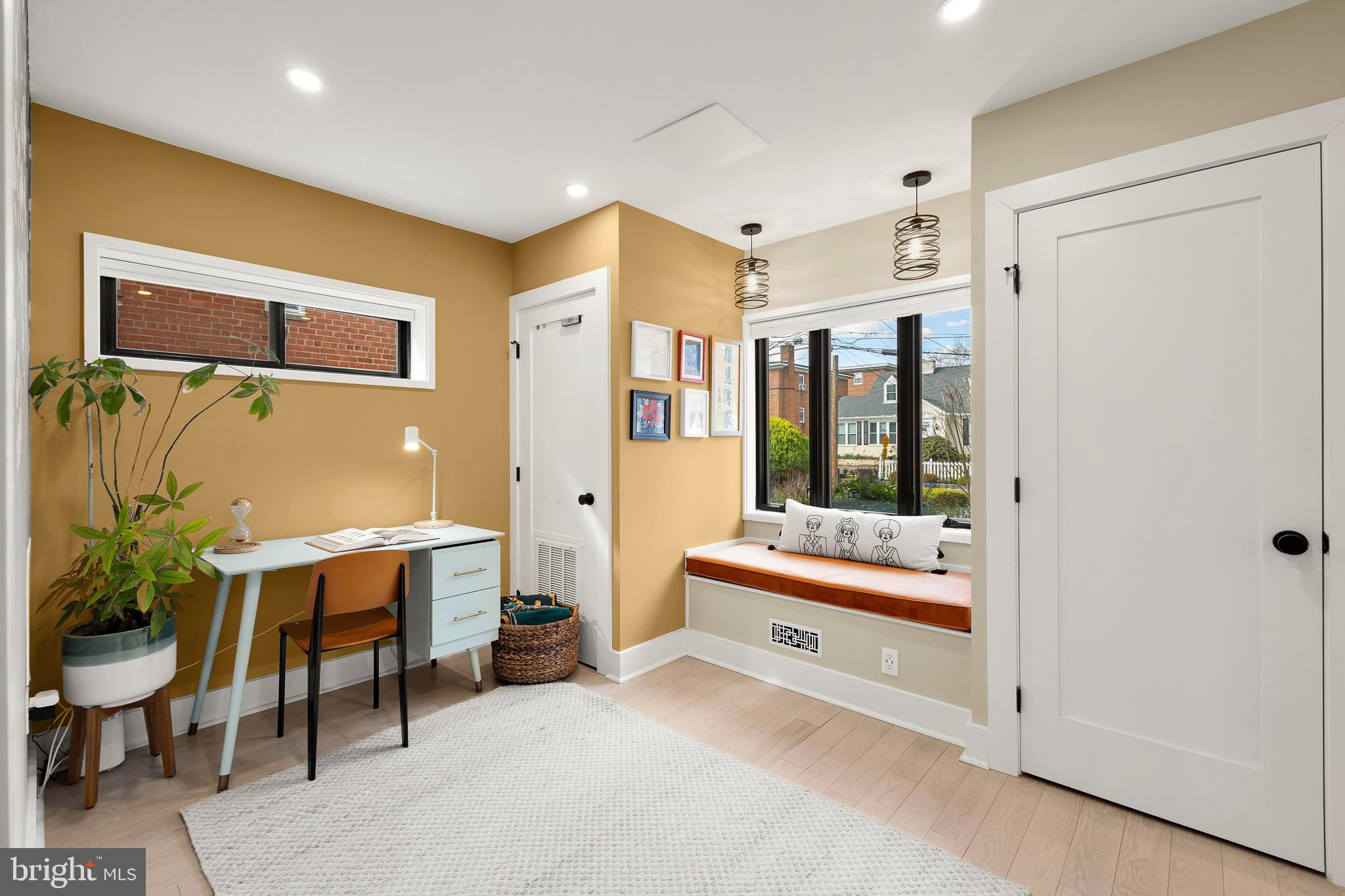 TAKOMA PARK - Residential