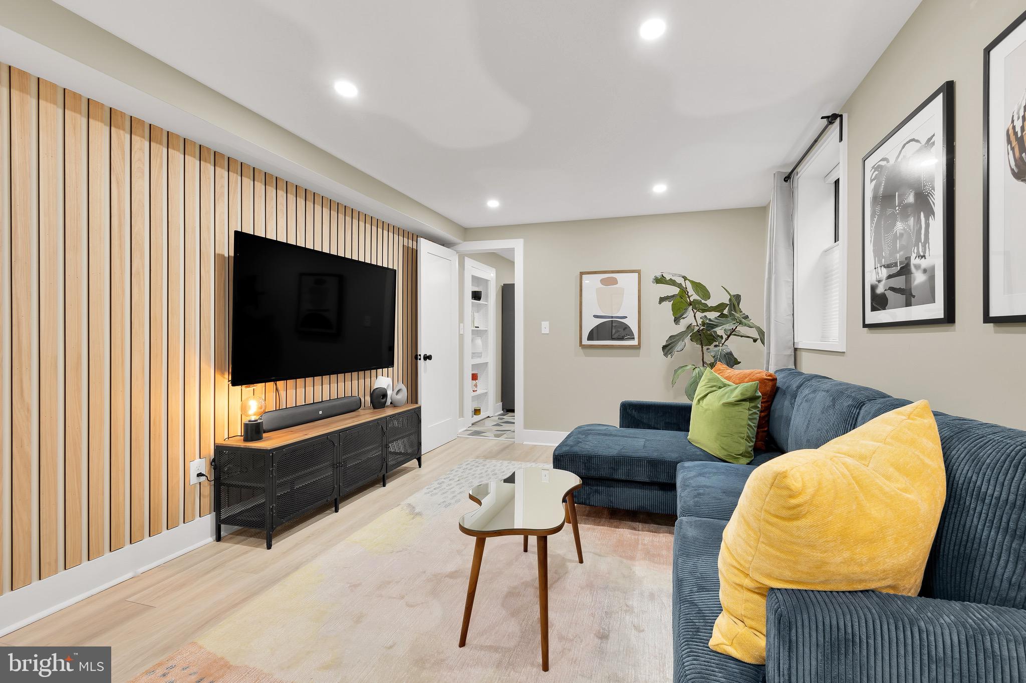 TAKOMA PARK - Residential