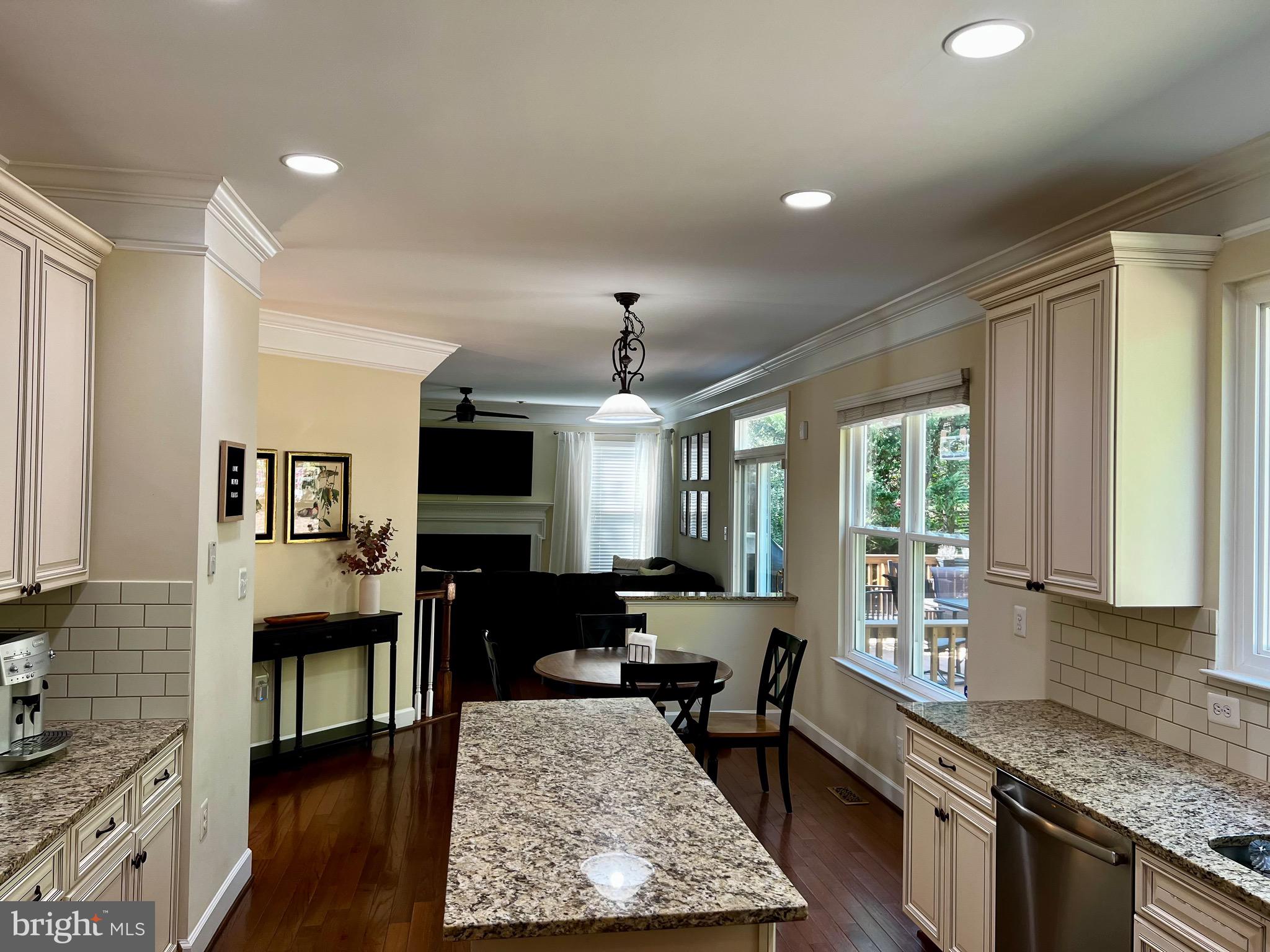 RICHLAND FOREST - Residential Lease