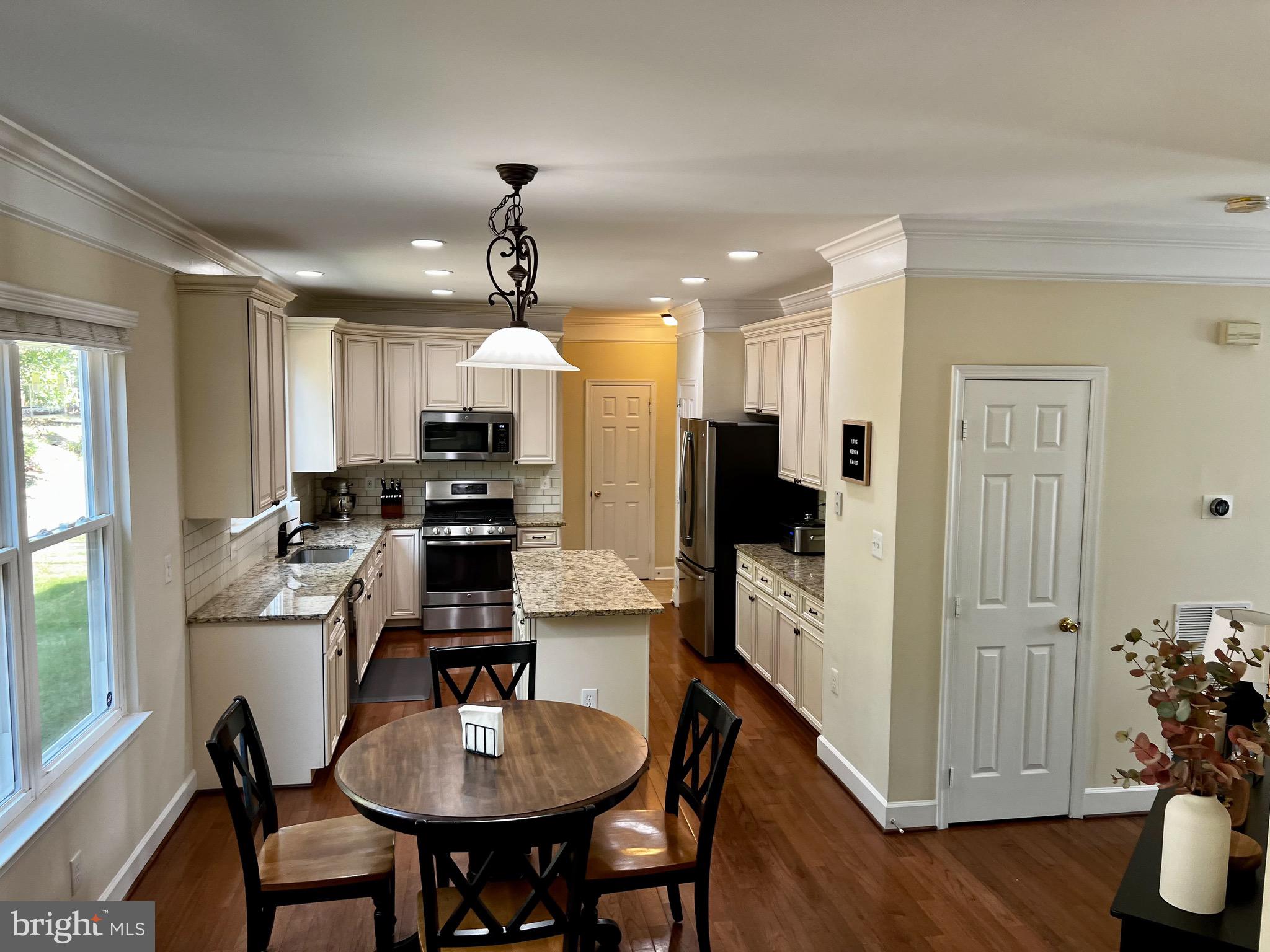 RICHLAND FOREST - Residential Lease