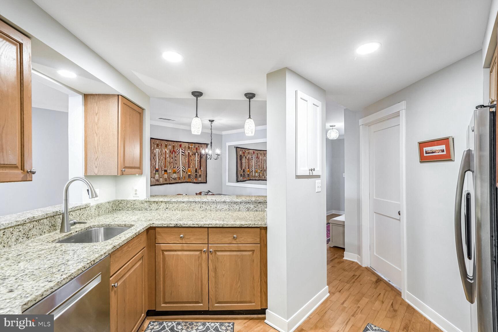 HARBOR POINT - Residential