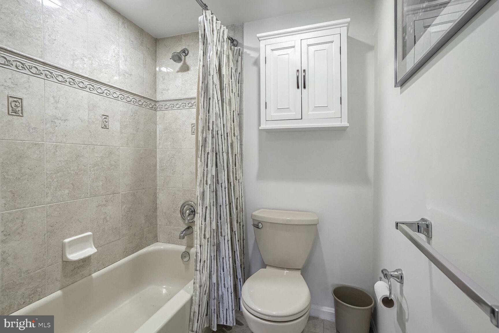 HARBOR POINT - Residential