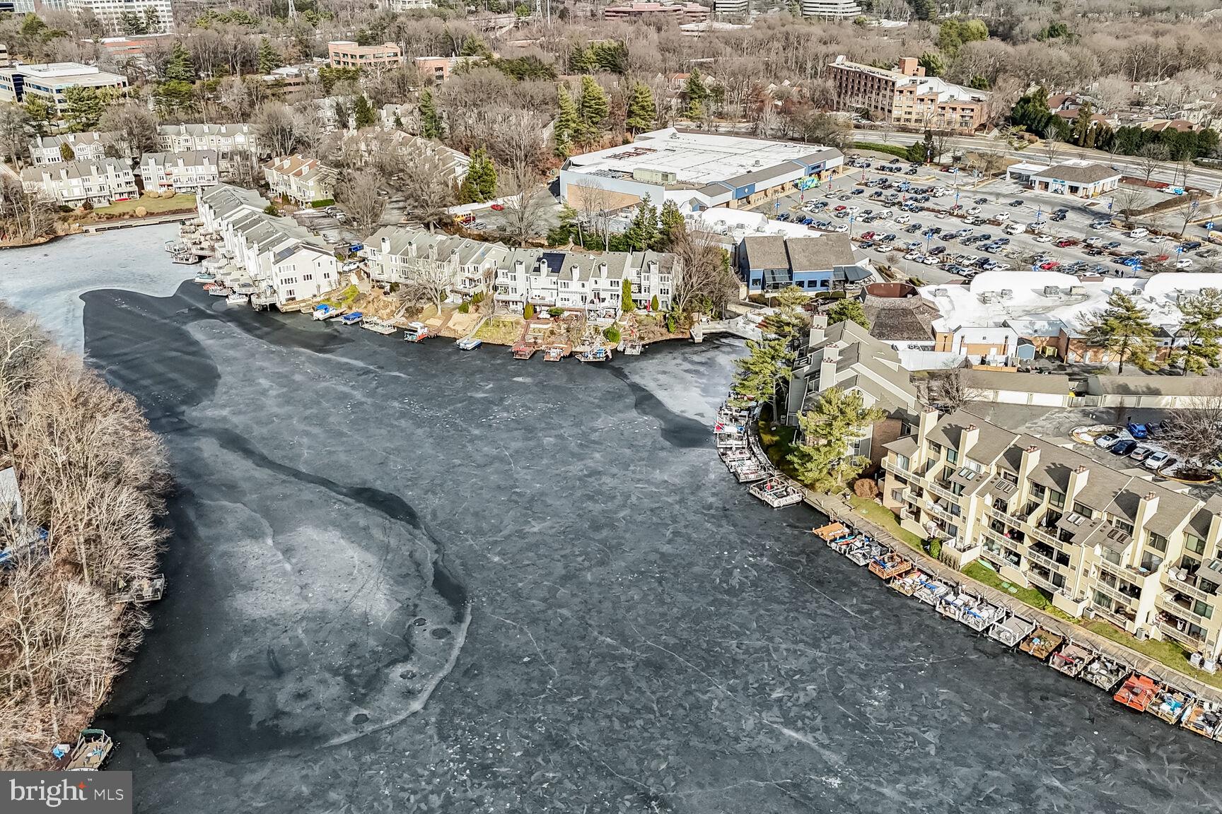 HARBOR POINT - Residential