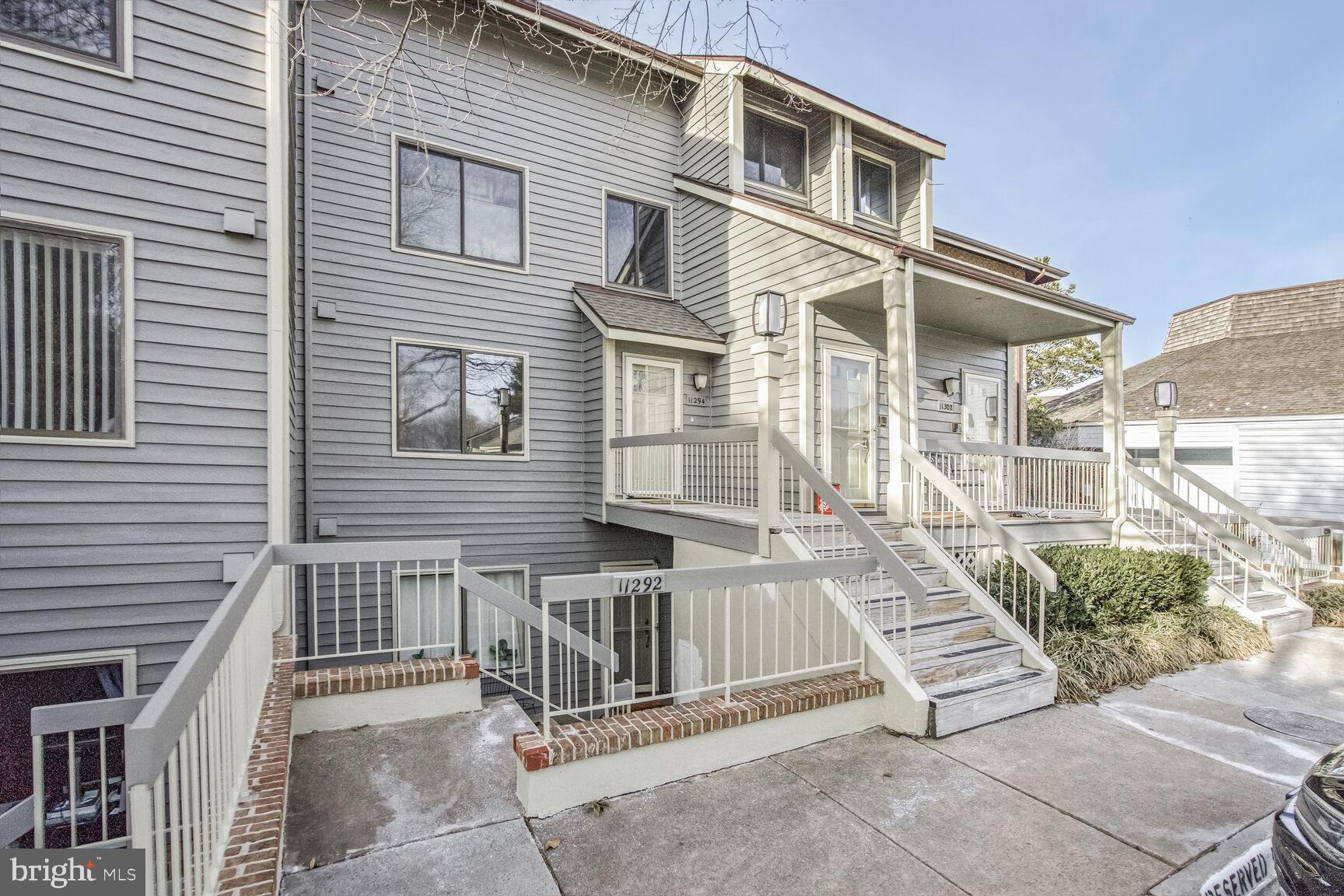 HARBOR POINT - Residential