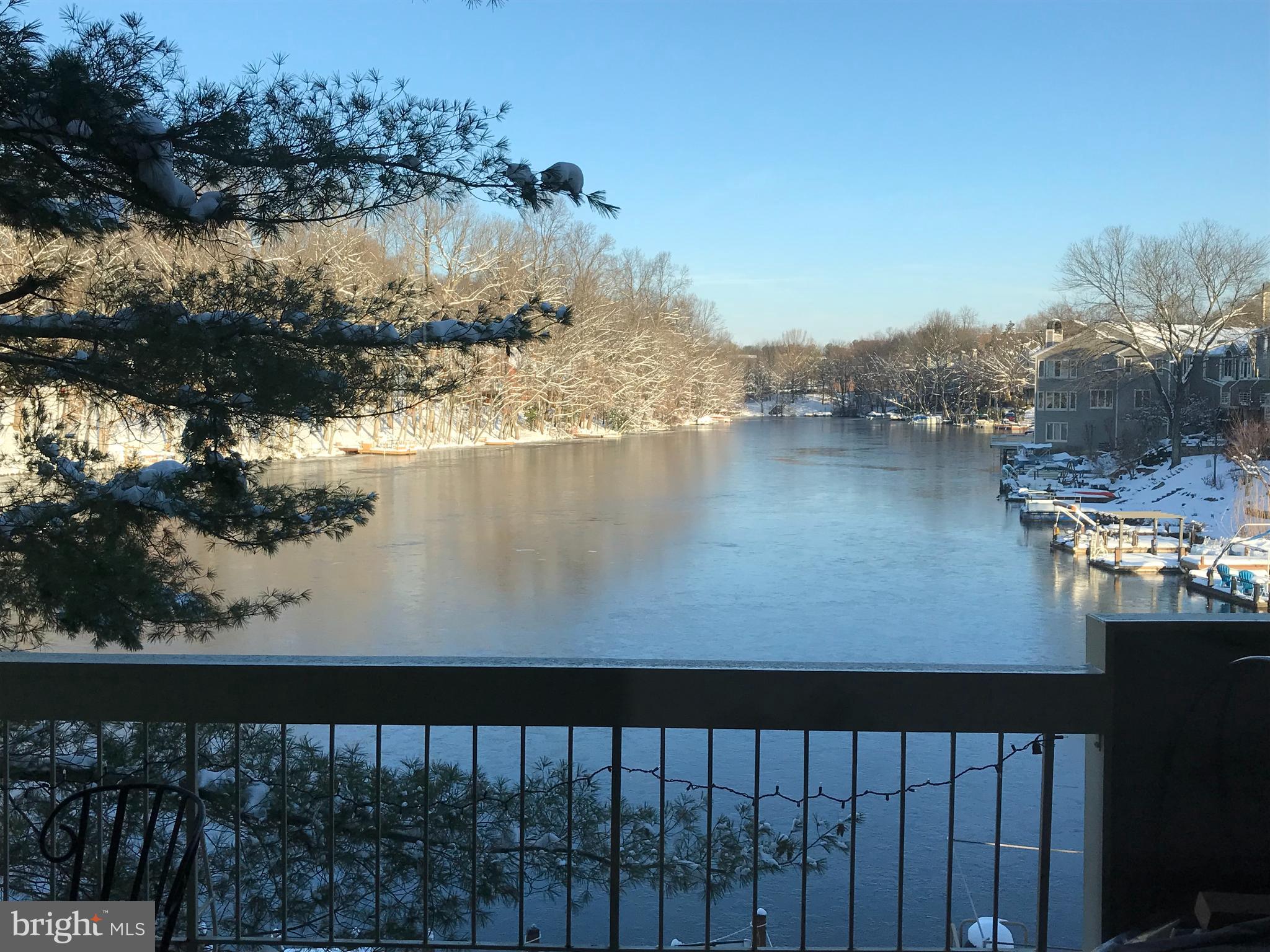 HARBOR POINT - Residential