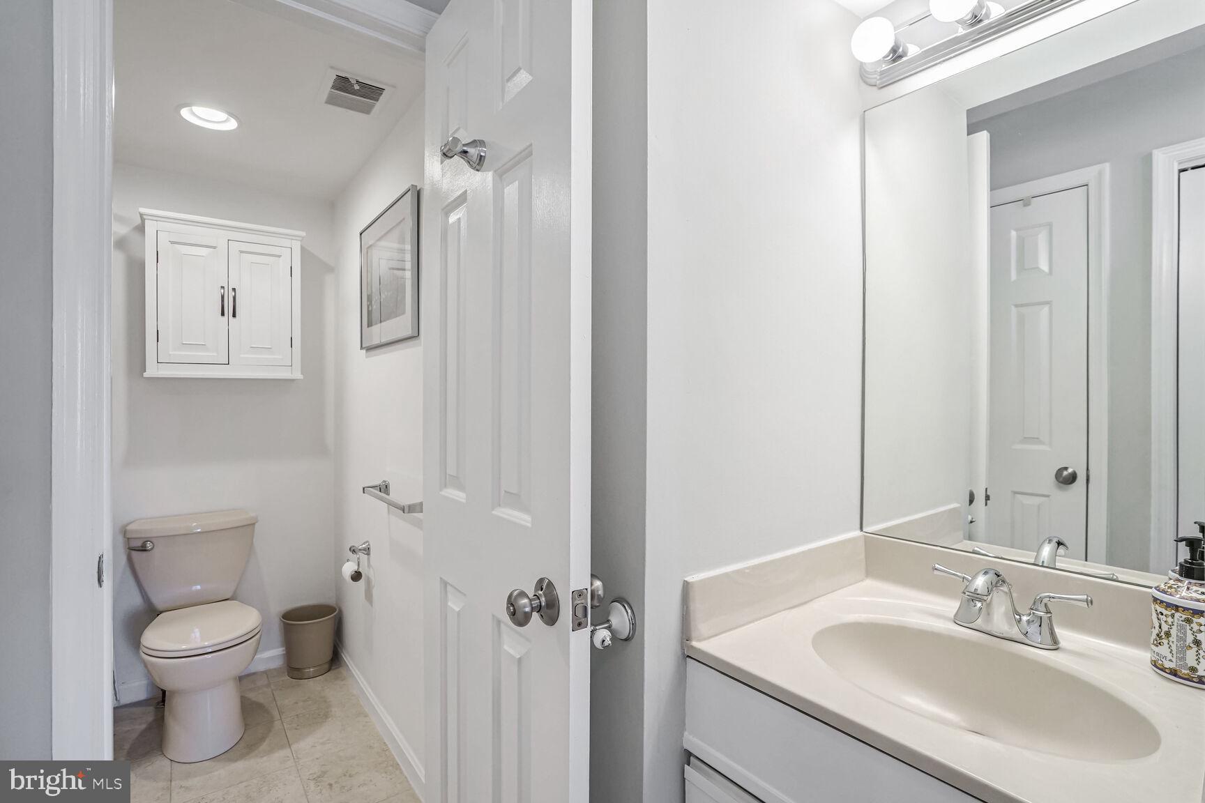 HARBOR POINT - Residential