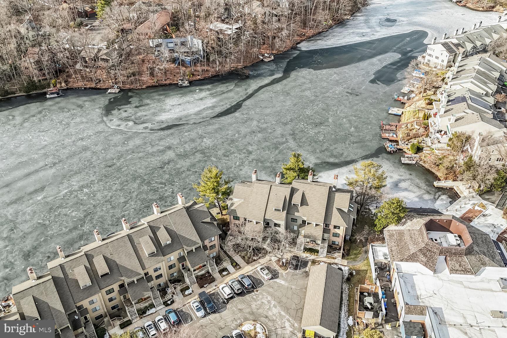 HARBOR POINT - Residential