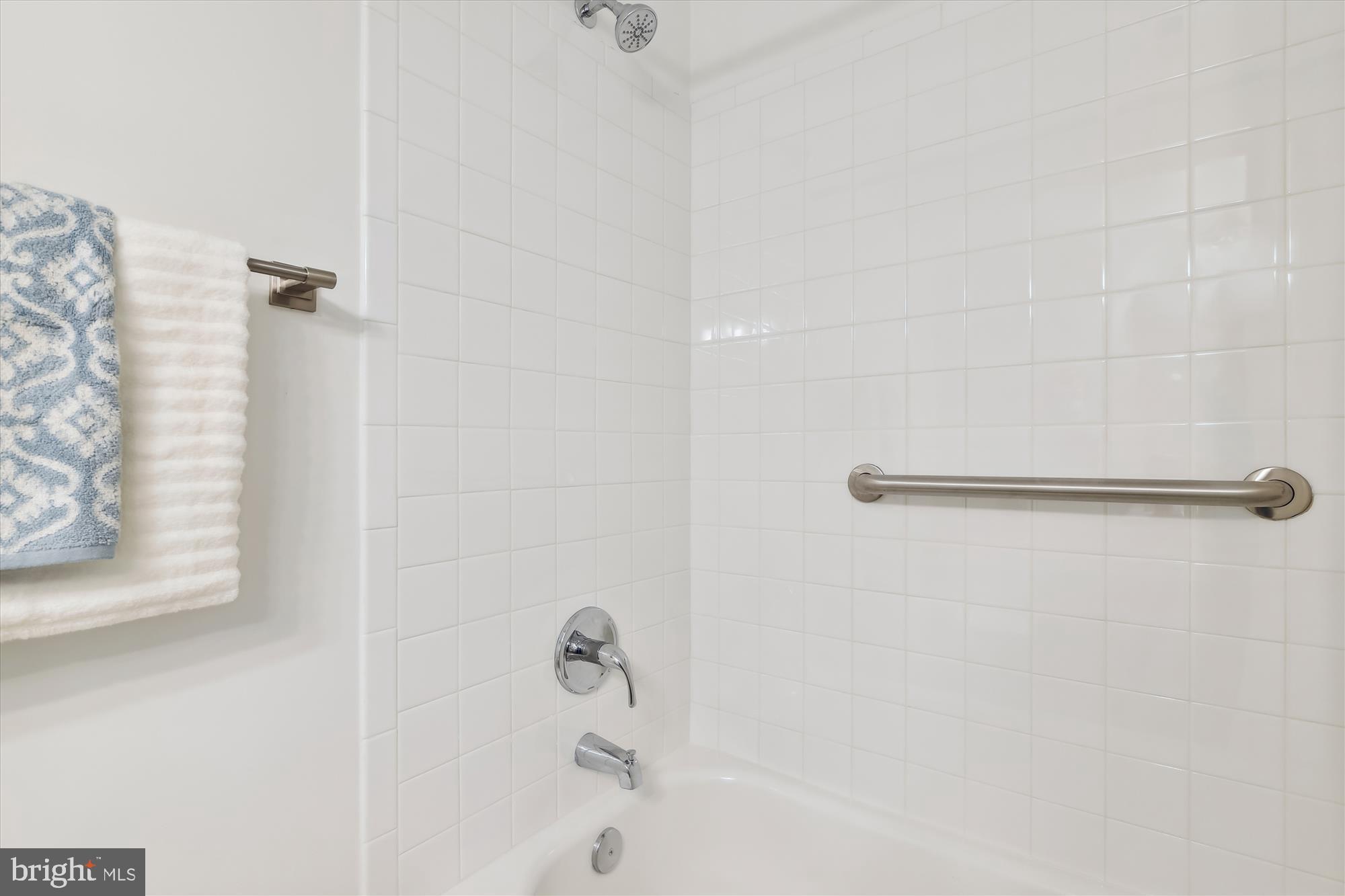 HERITAGE HARBOUR - Residential