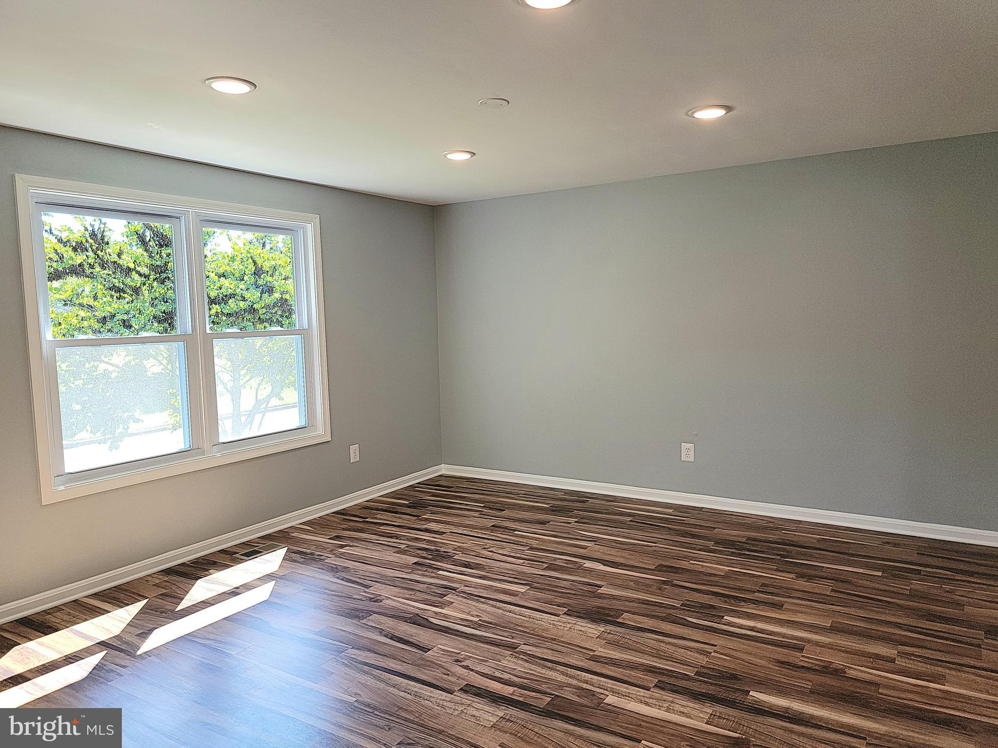 BRIARWOOD - Residential