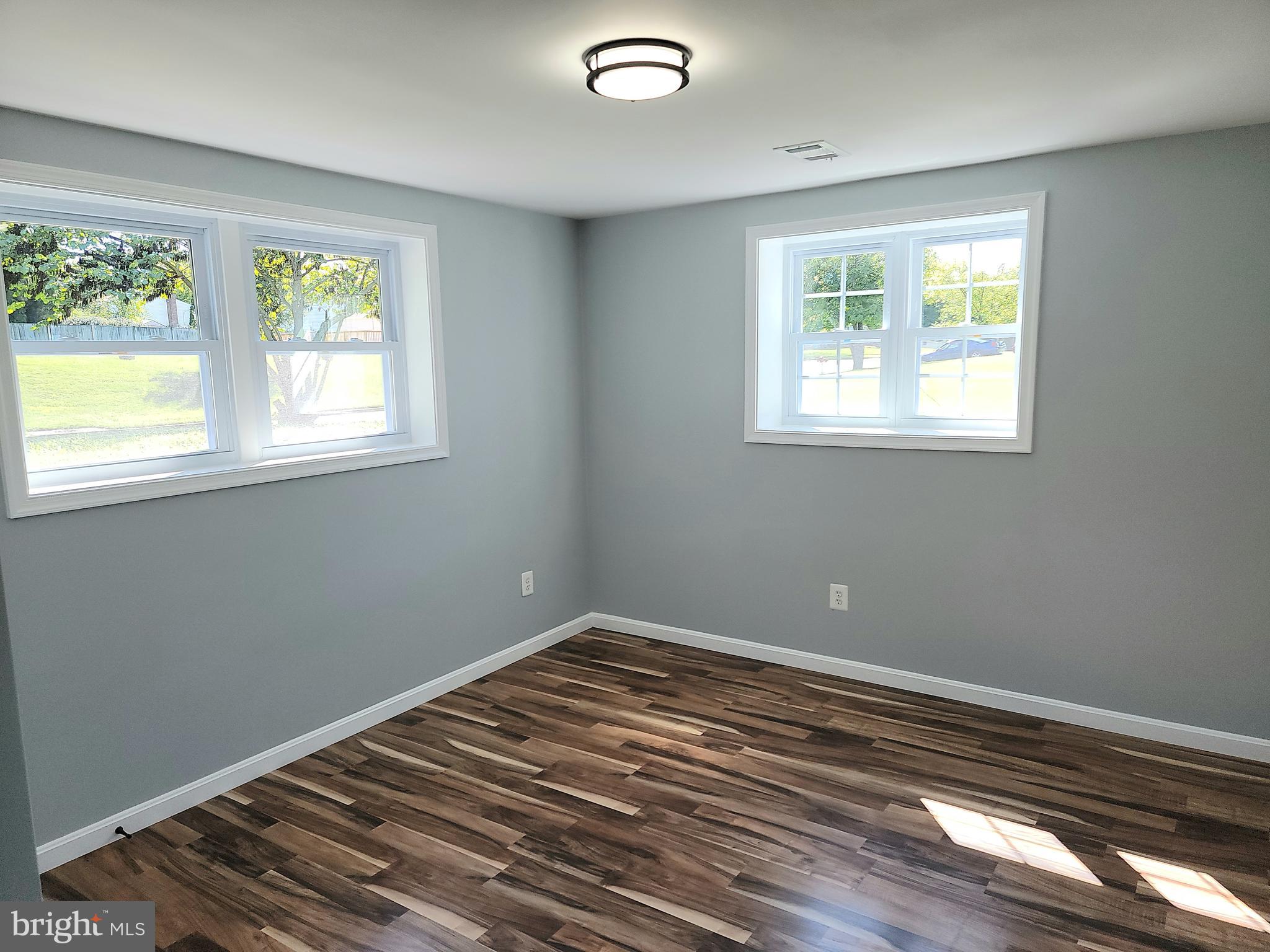 BRIARWOOD - Residential