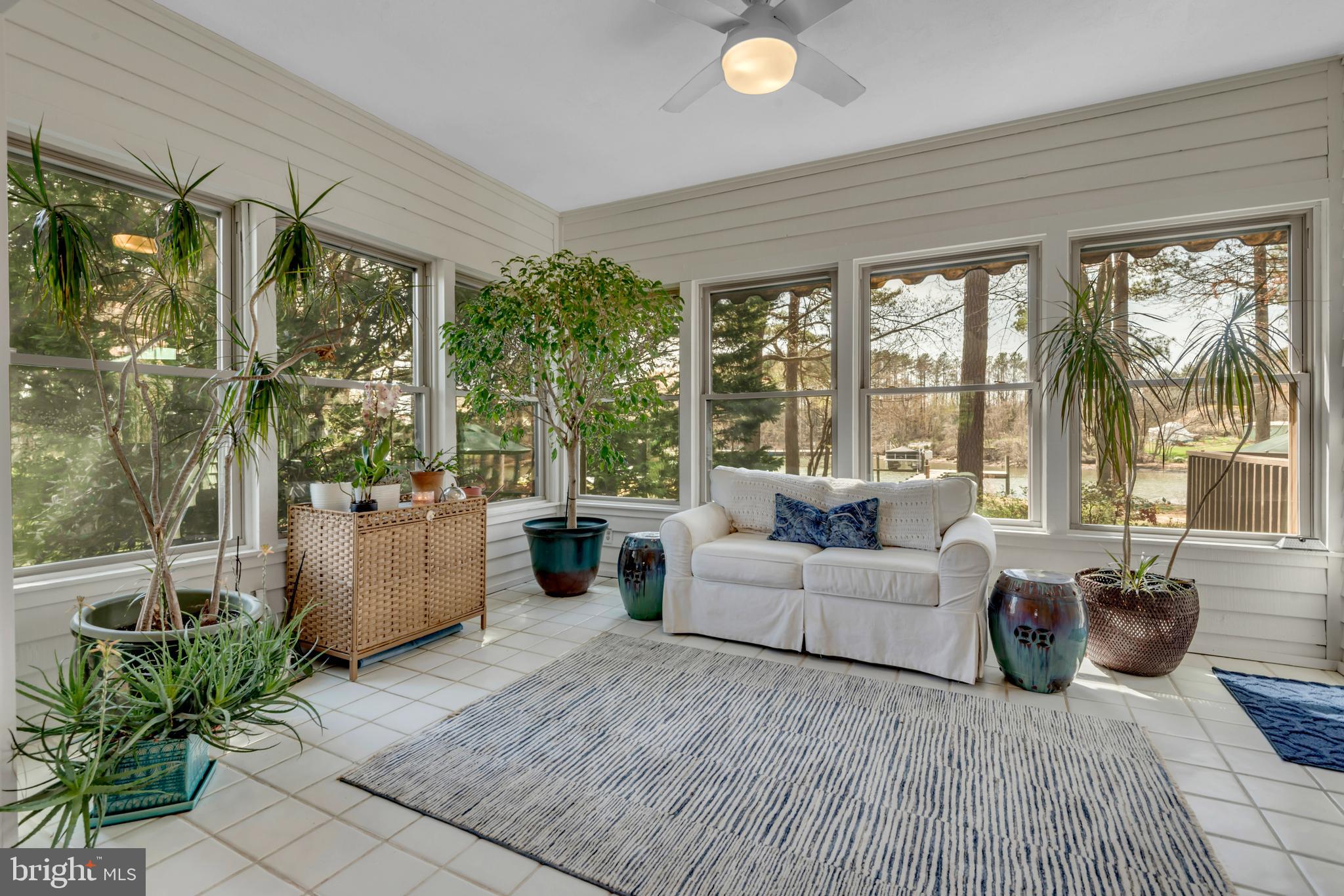 BELLE POINT FARM - Residential