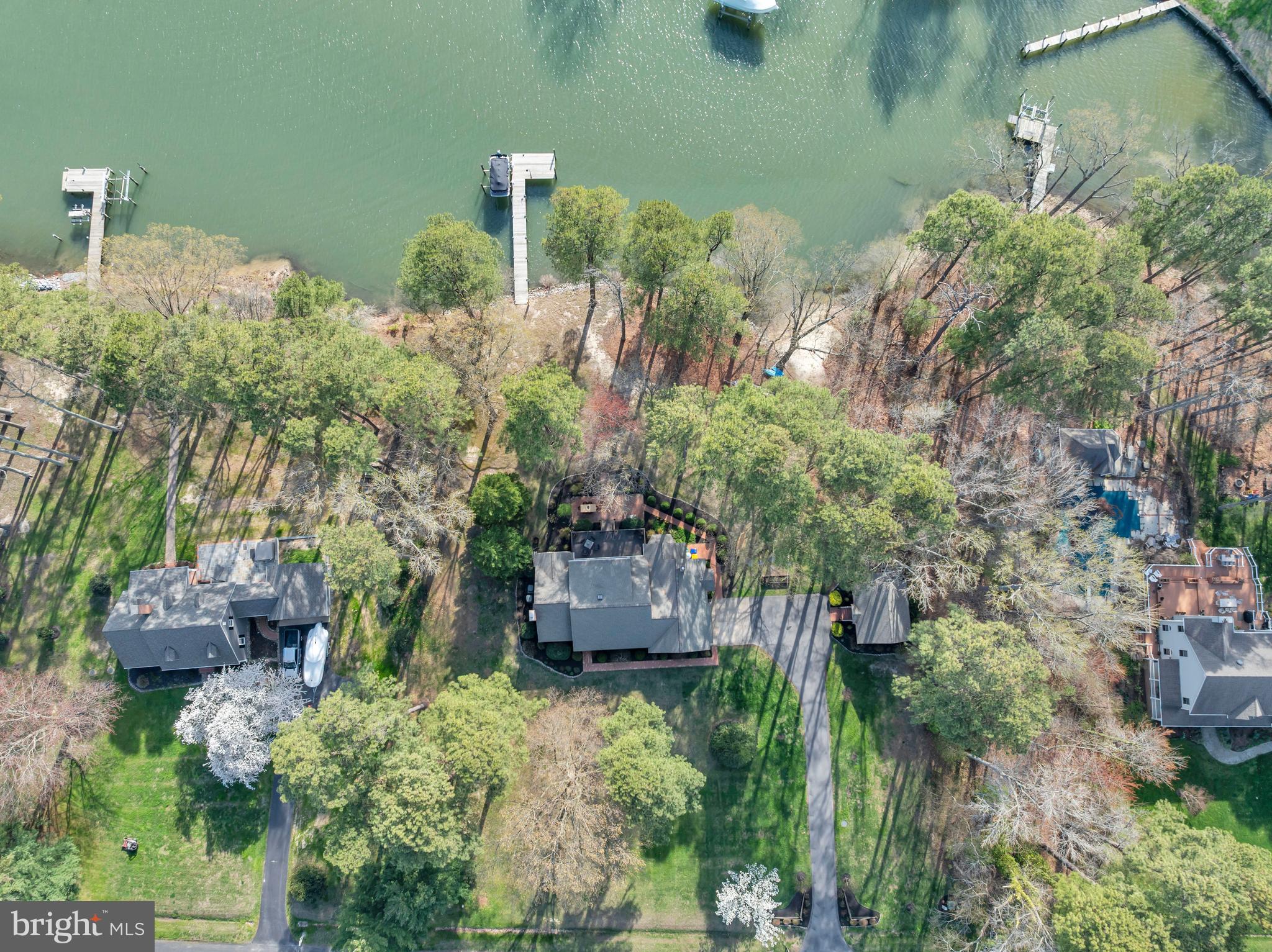 BELLE POINT FARM - Residential