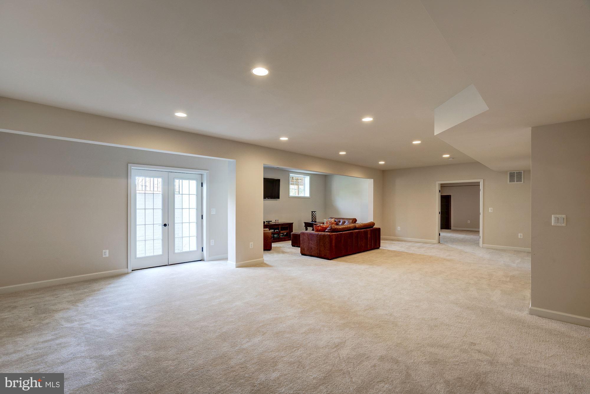 MARLBORO ESTATES - Residential