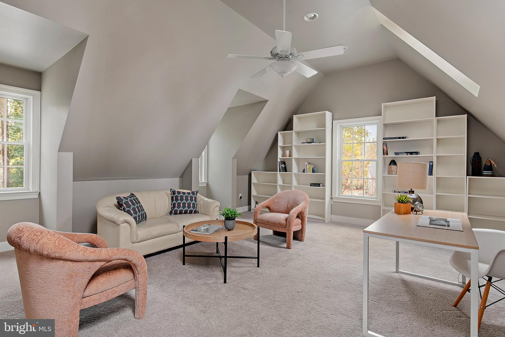 RIVER WATCH - Residential