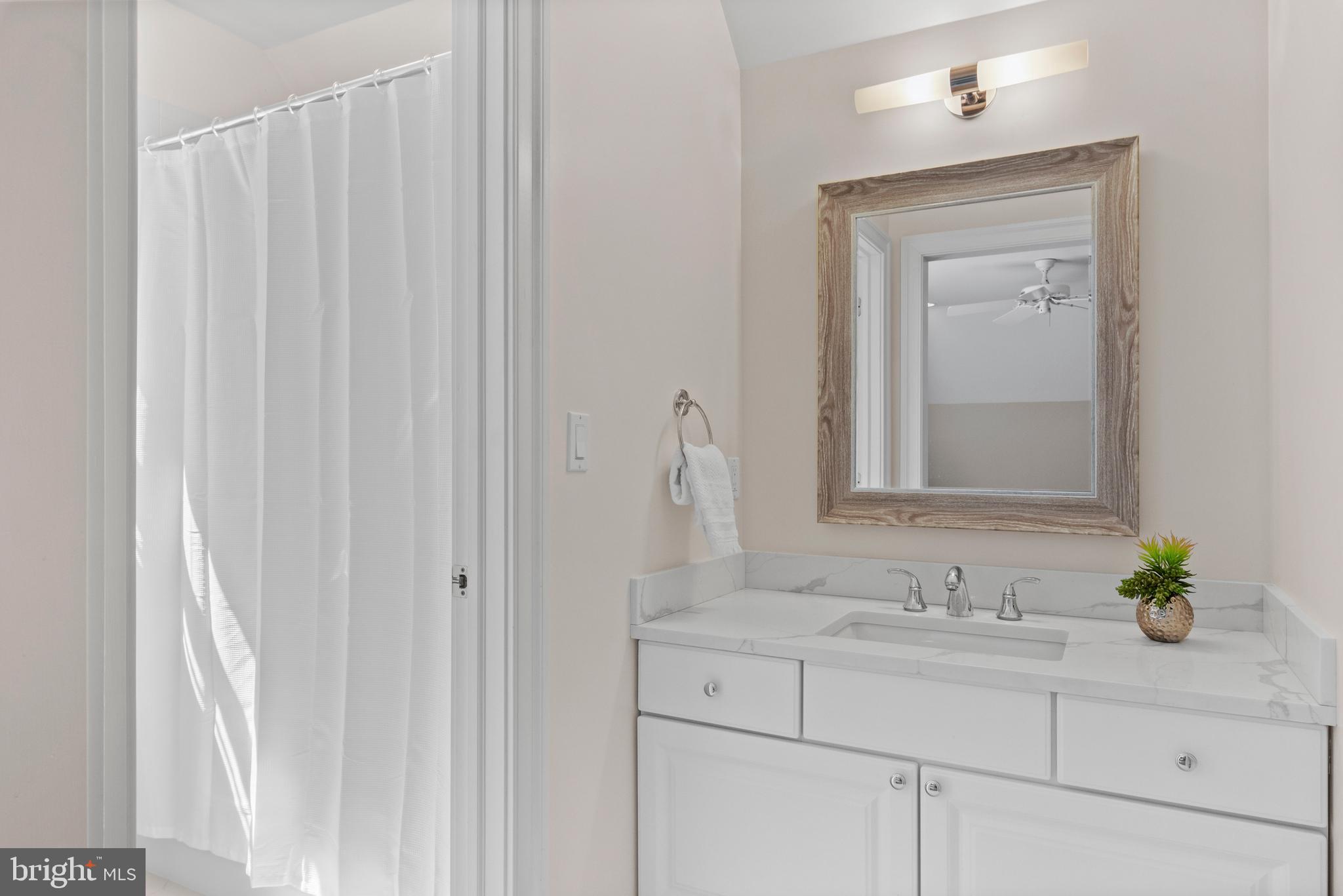 RIVER WATCH - Residential