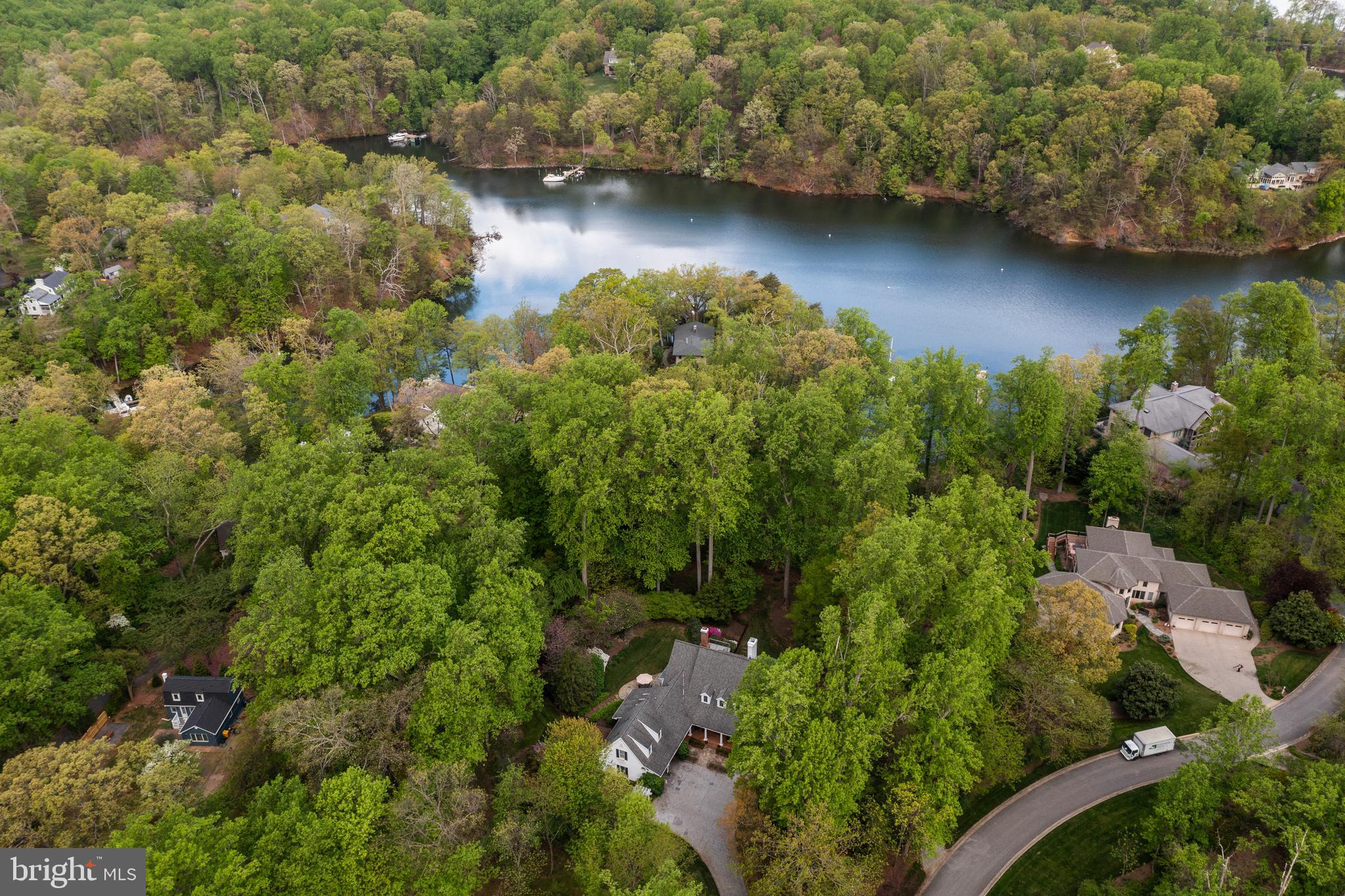 RIVER WATCH - Residential